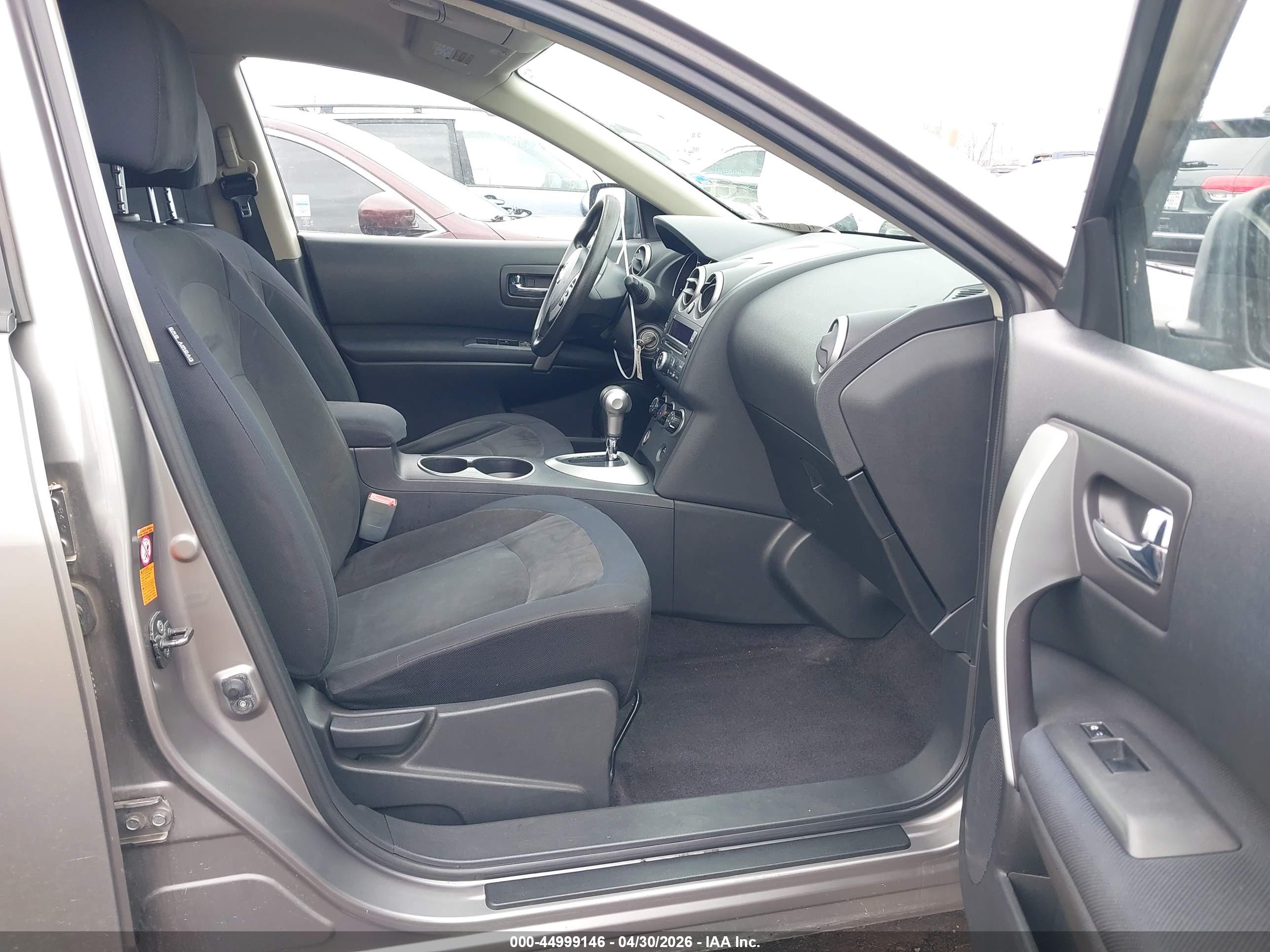 NISSAN ROGUE image 5
