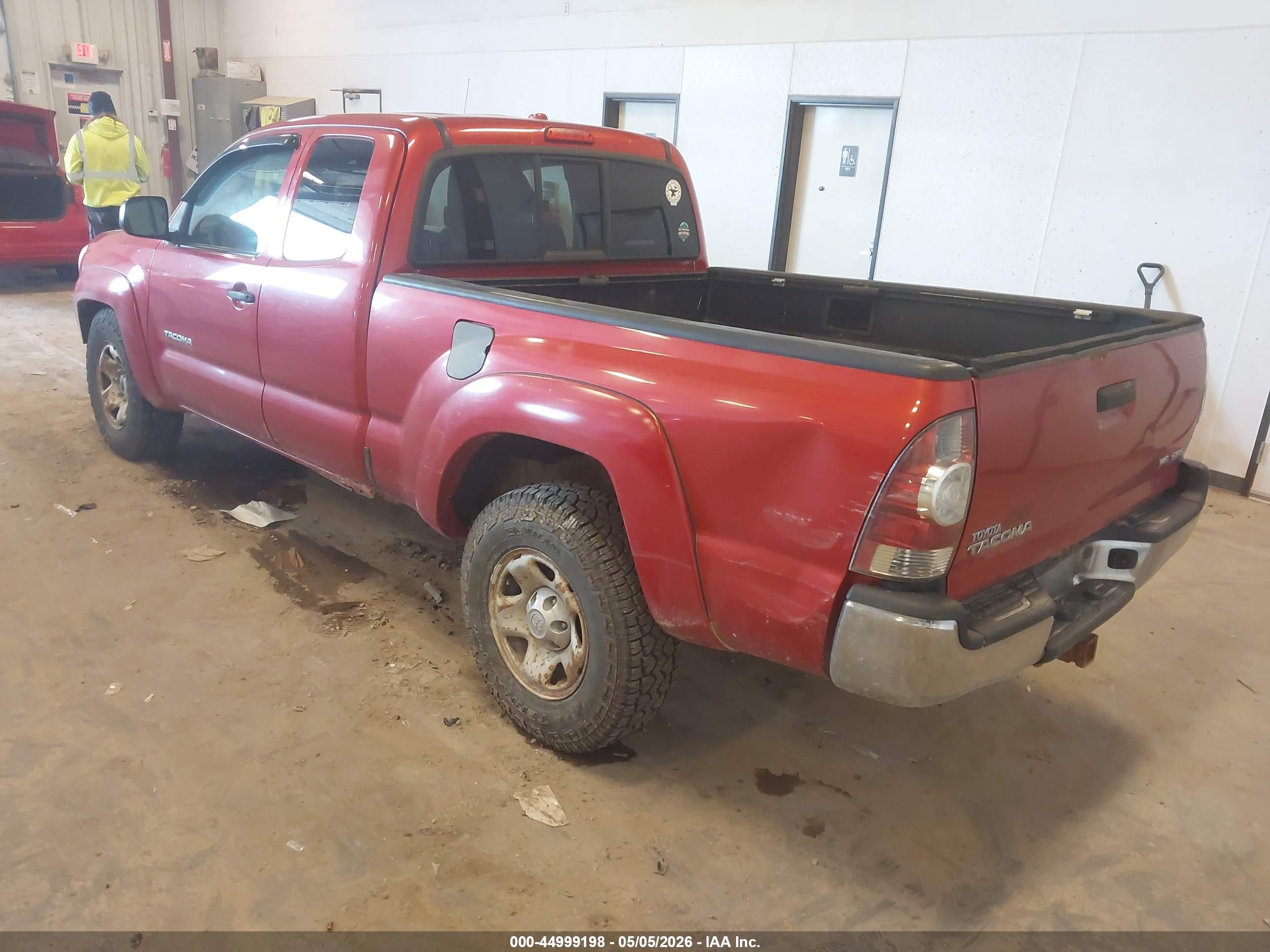 TOYOTA TACOMA image 3