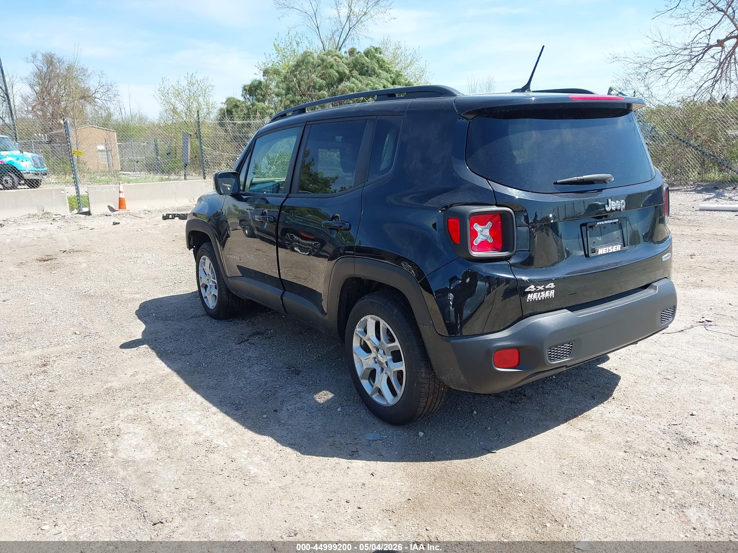 JEEP RENEGADE image 3