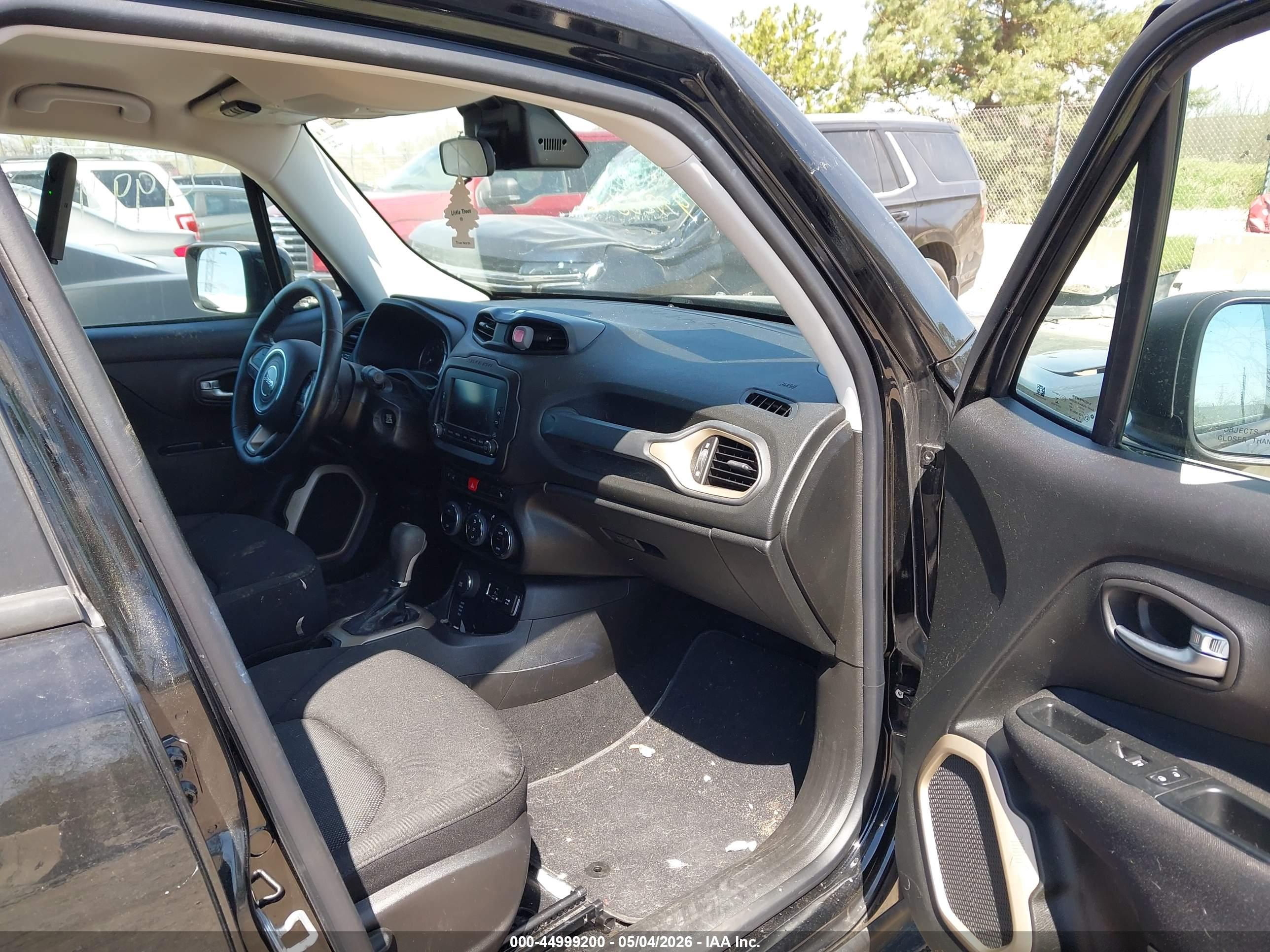 JEEP RENEGADE image 5