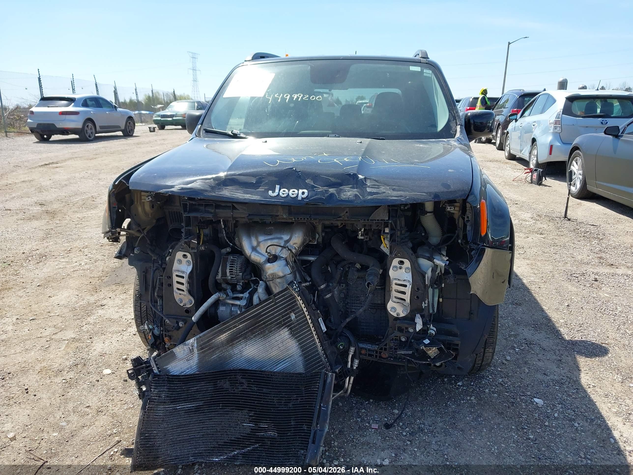 JEEP RENEGADE image 6