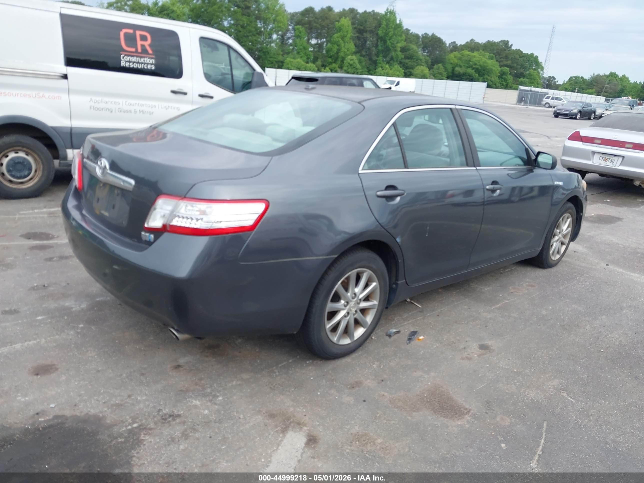 TOYOTA CAMRY image 4