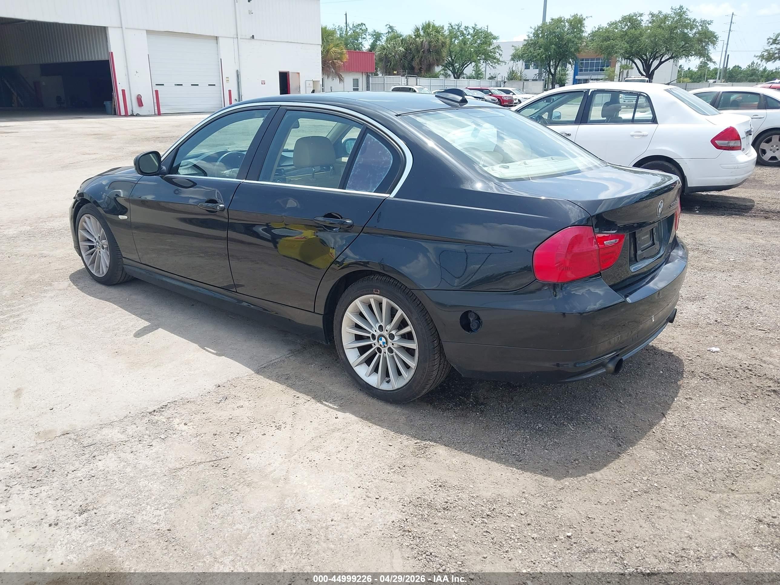 BMW 335D image 3
