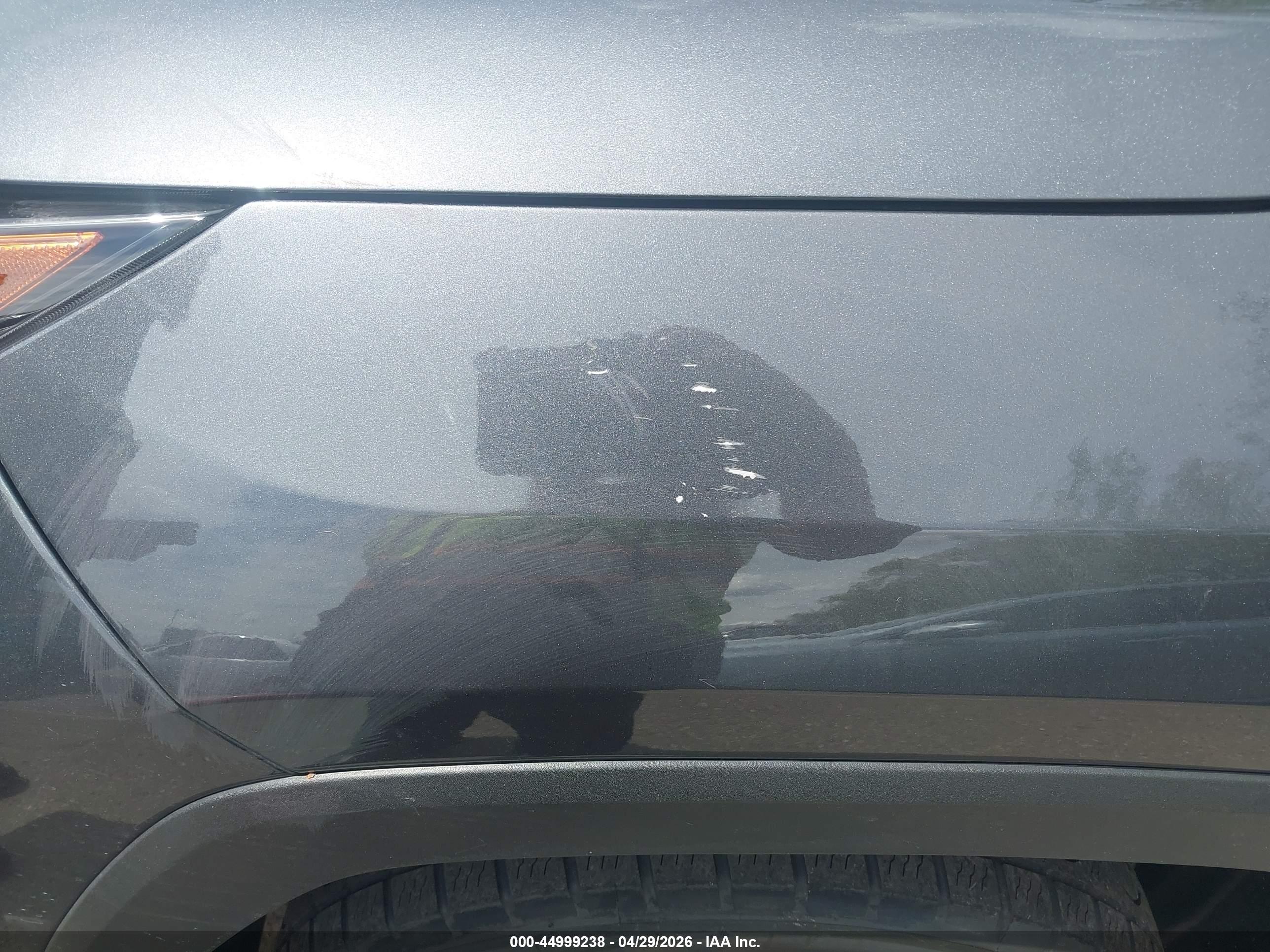 TOYOTA RAV4 image 6