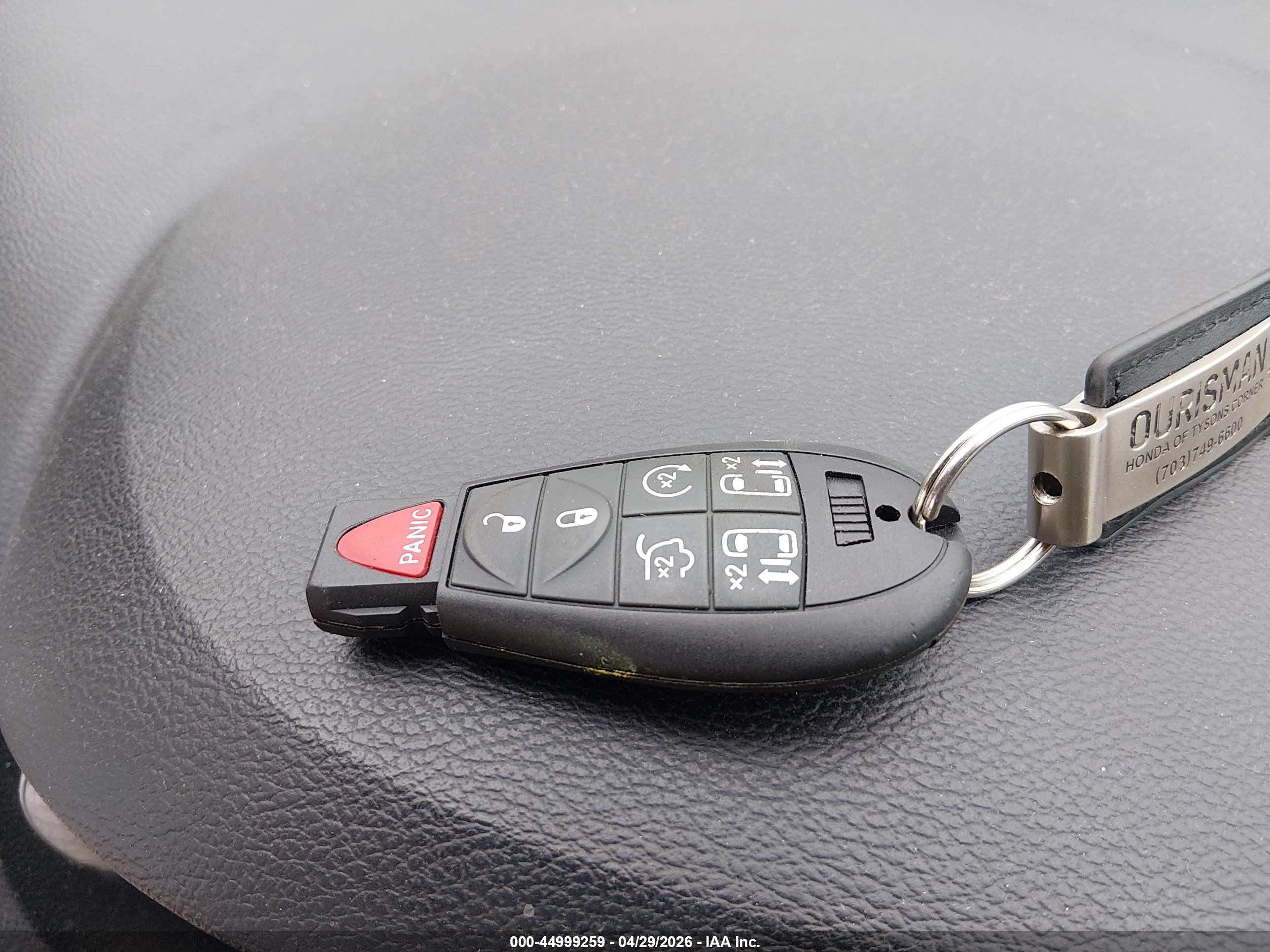 CHRYSLER TOWN image 11