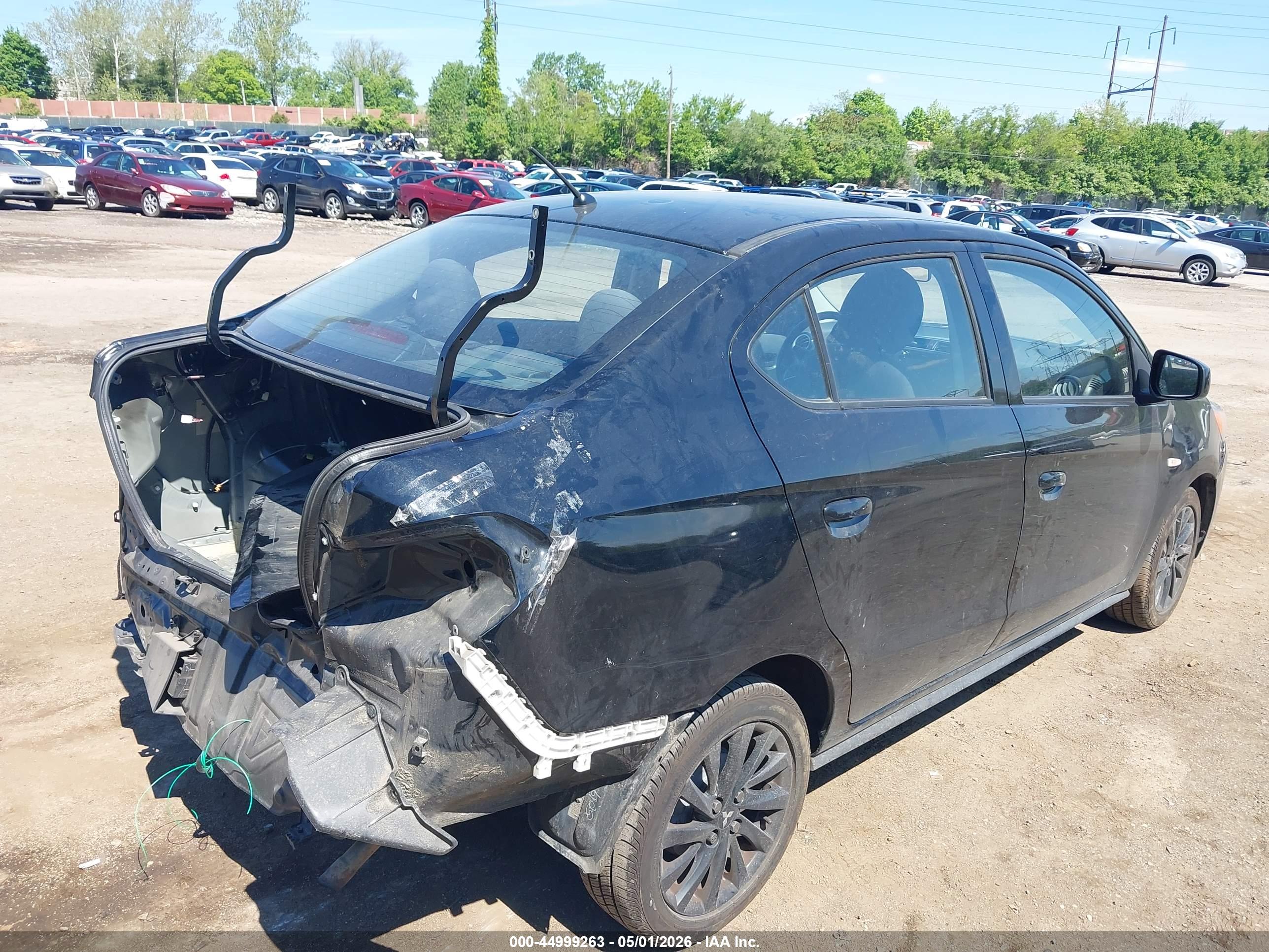 MITSUBISHI MIRAGE image 4