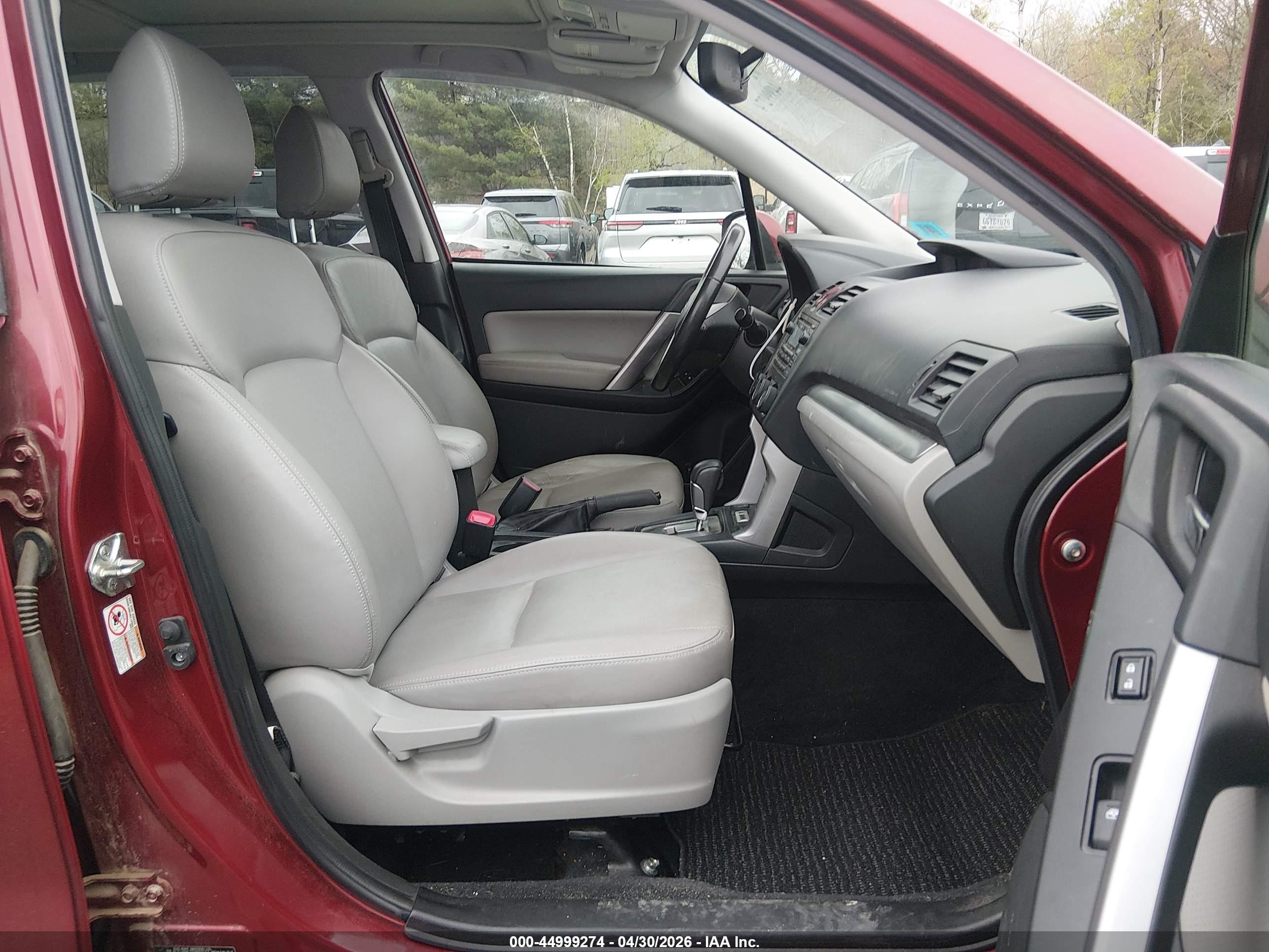 SUBARU FORESTER image 5