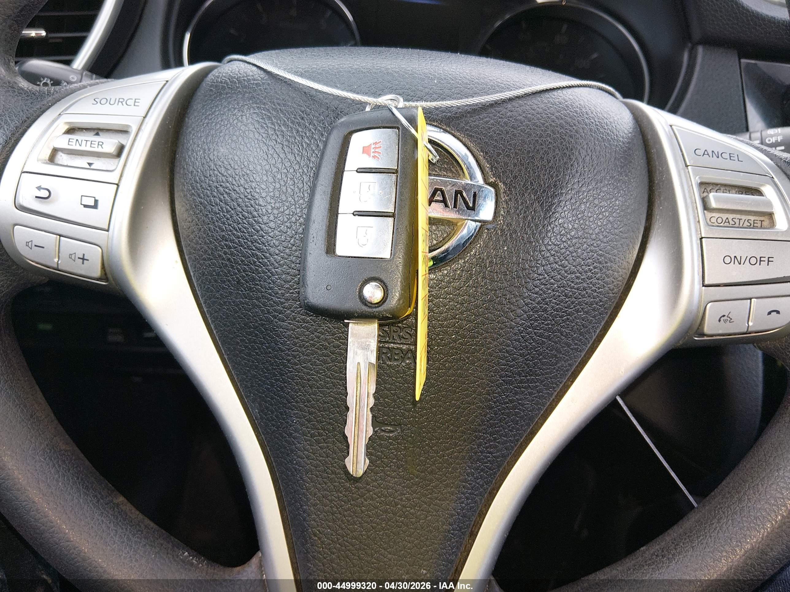 NISSAN ROGUE image 11