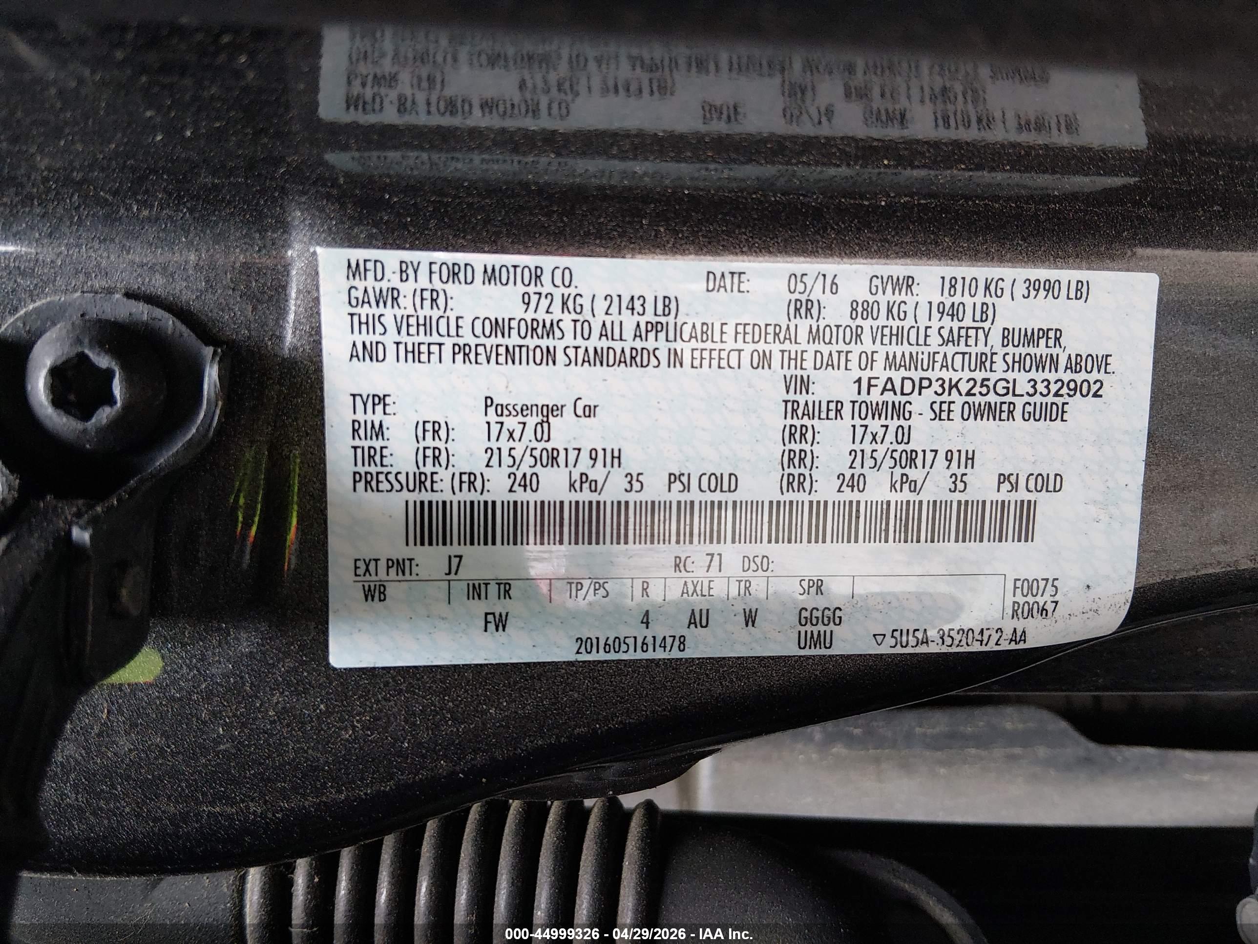 FORD FOCUS image 9