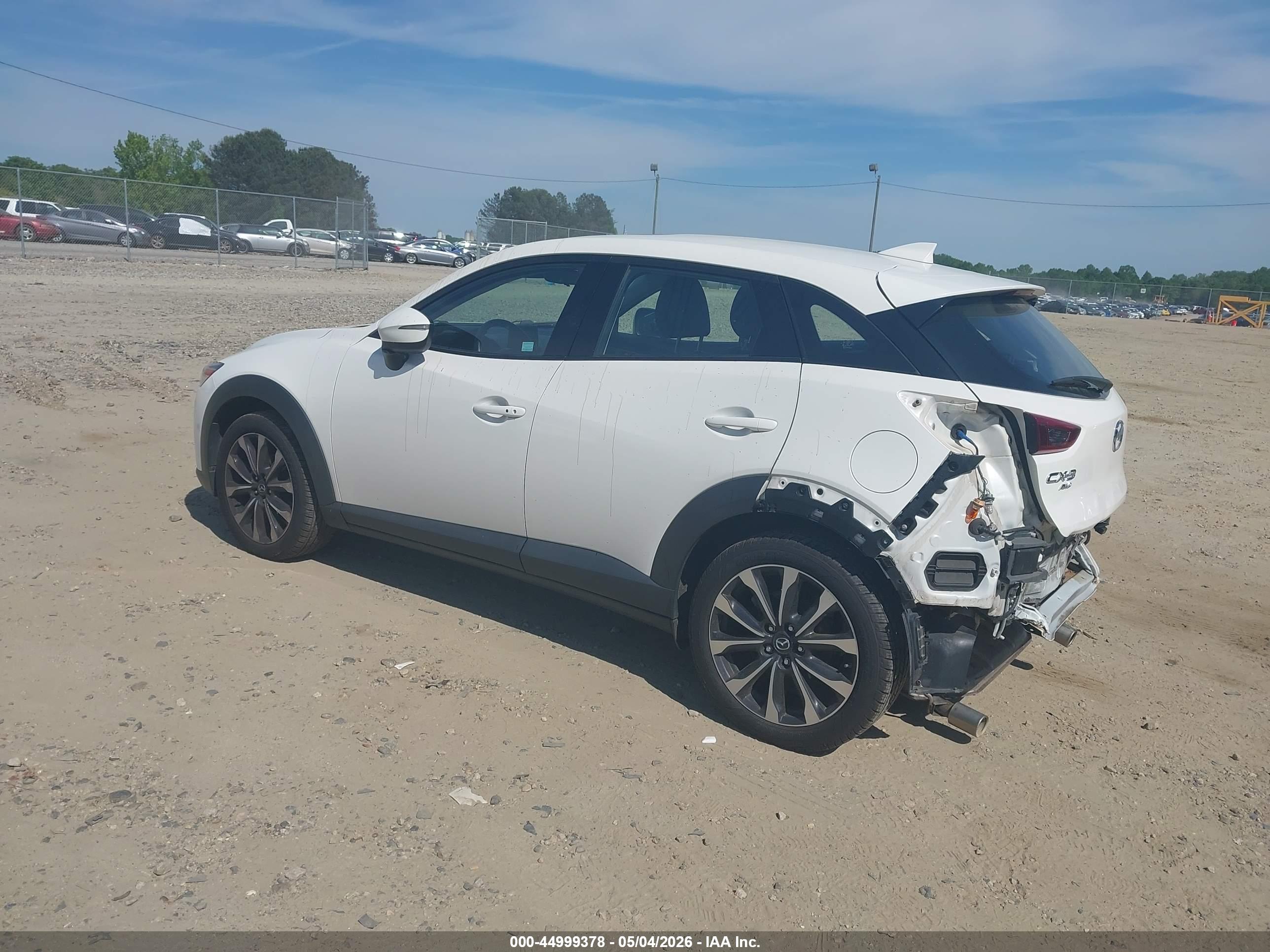 MAZDA CX-3 image 3