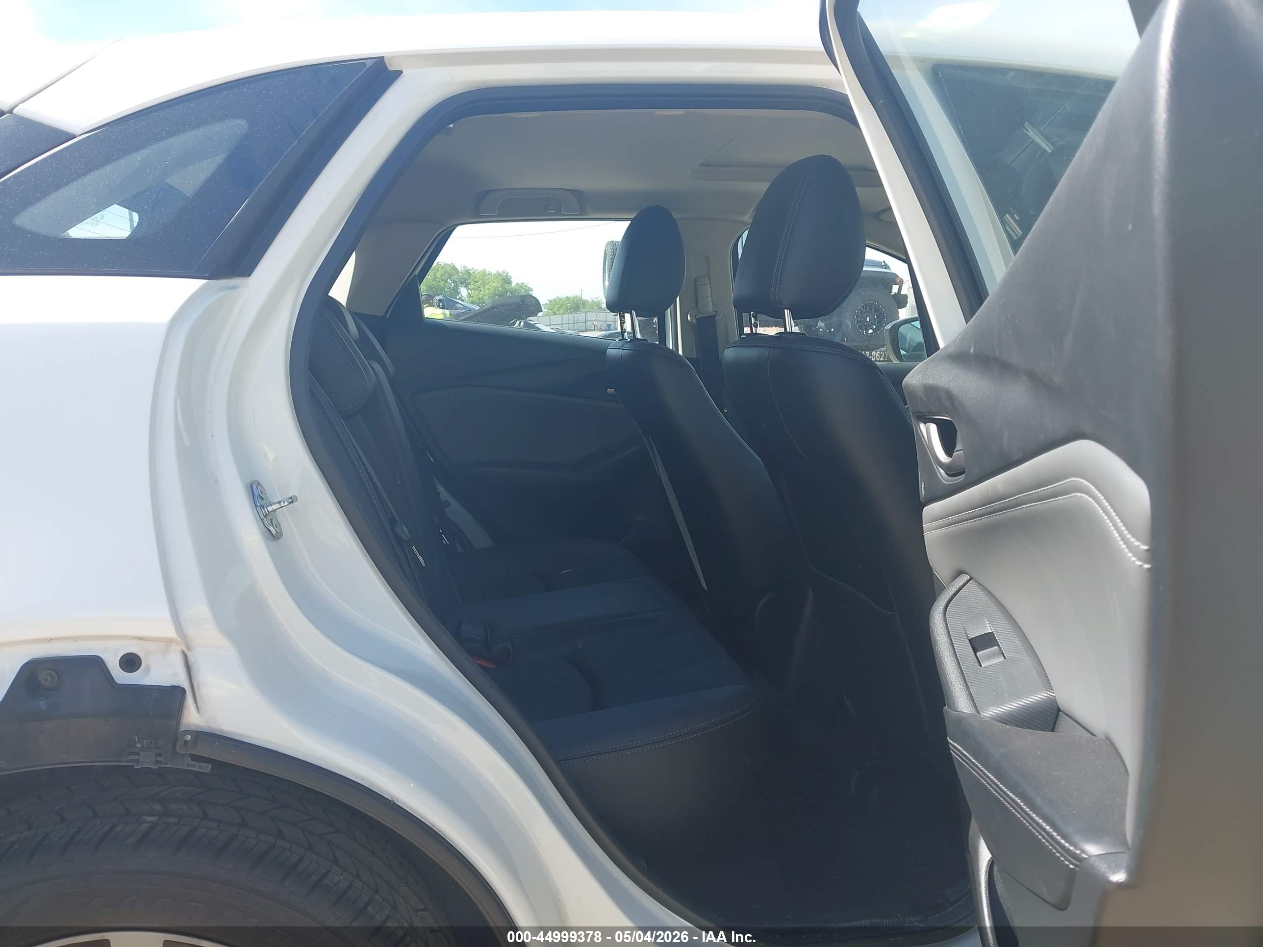MAZDA CX-3 image 8