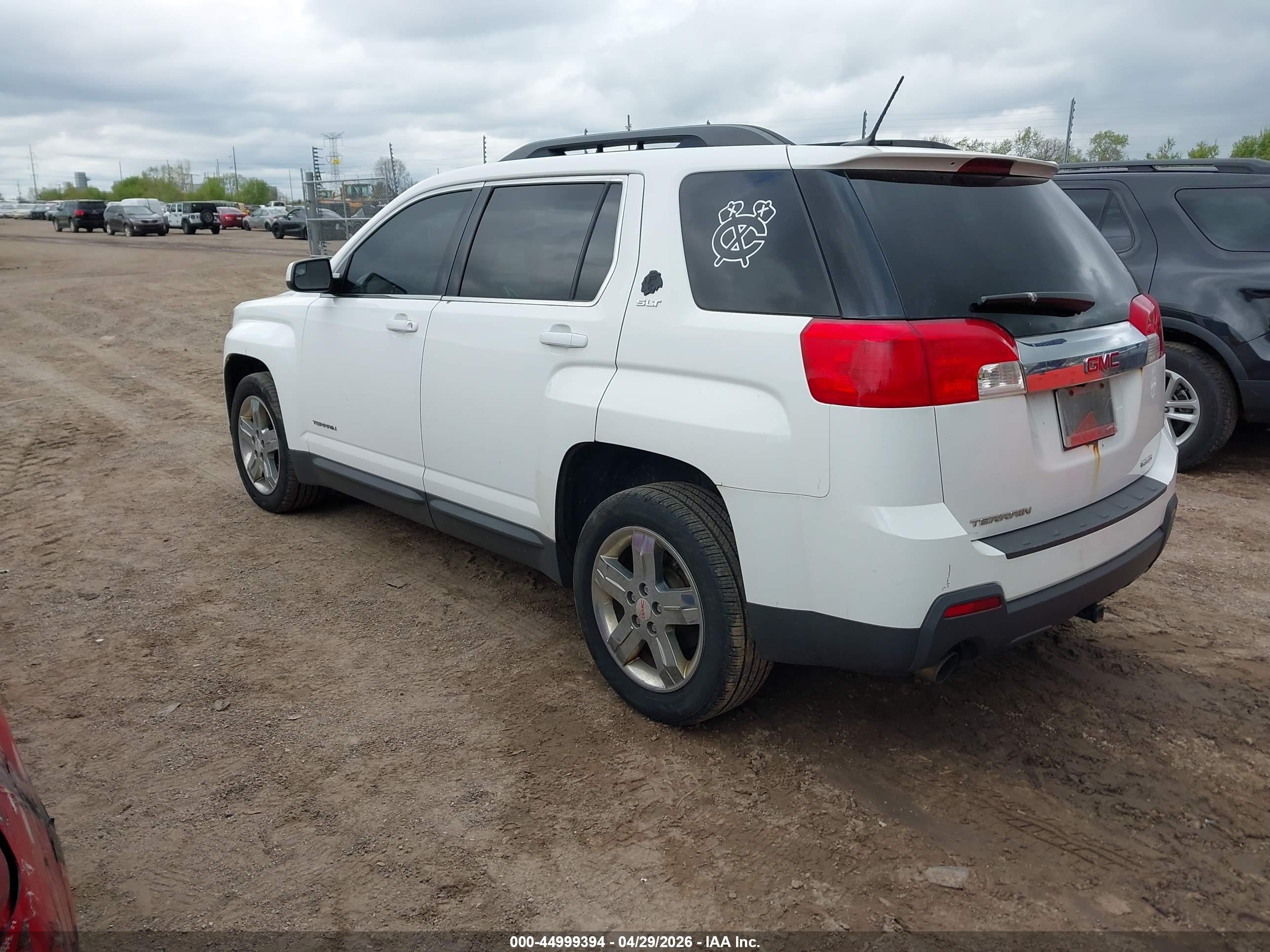 GMC TERRAIN image 3