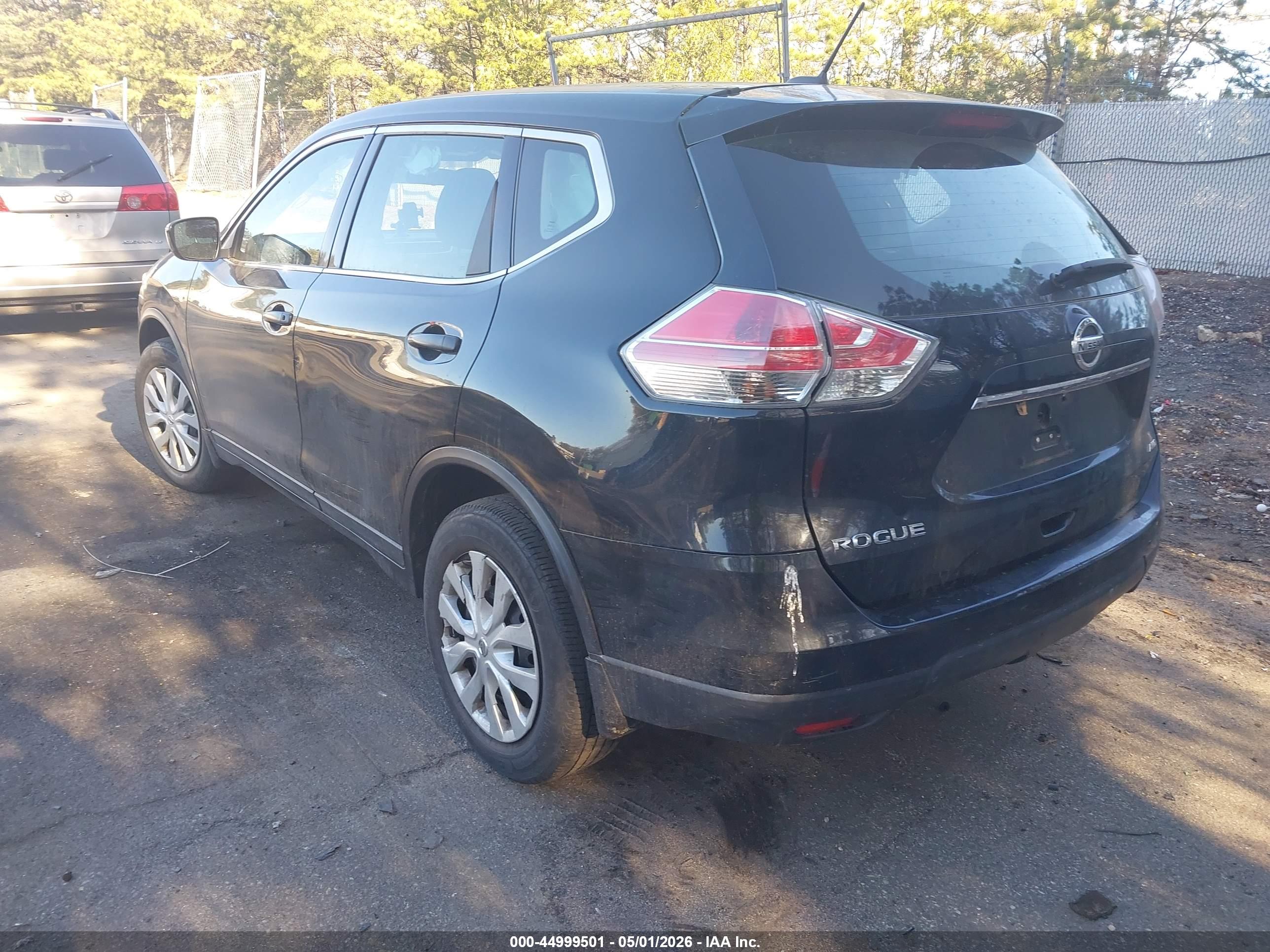 NISSAN ROGUE image 3