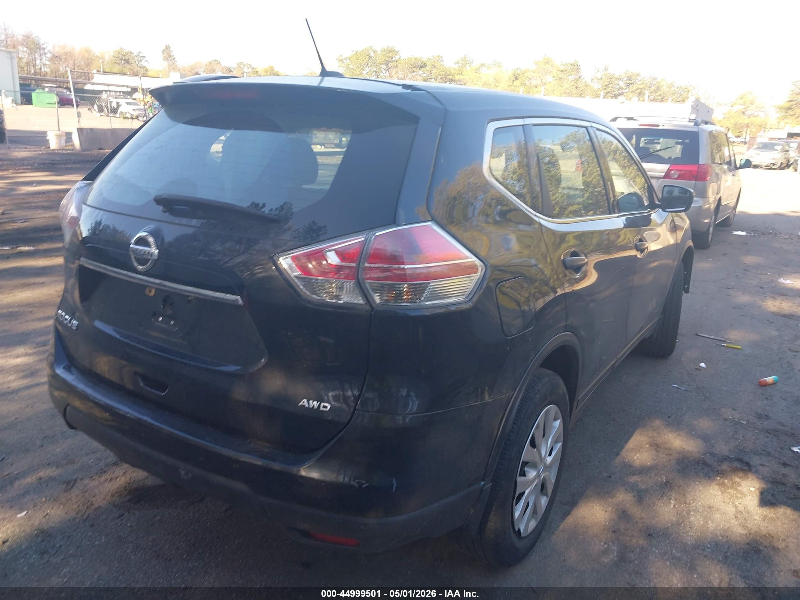 NISSAN ROGUE image 4
