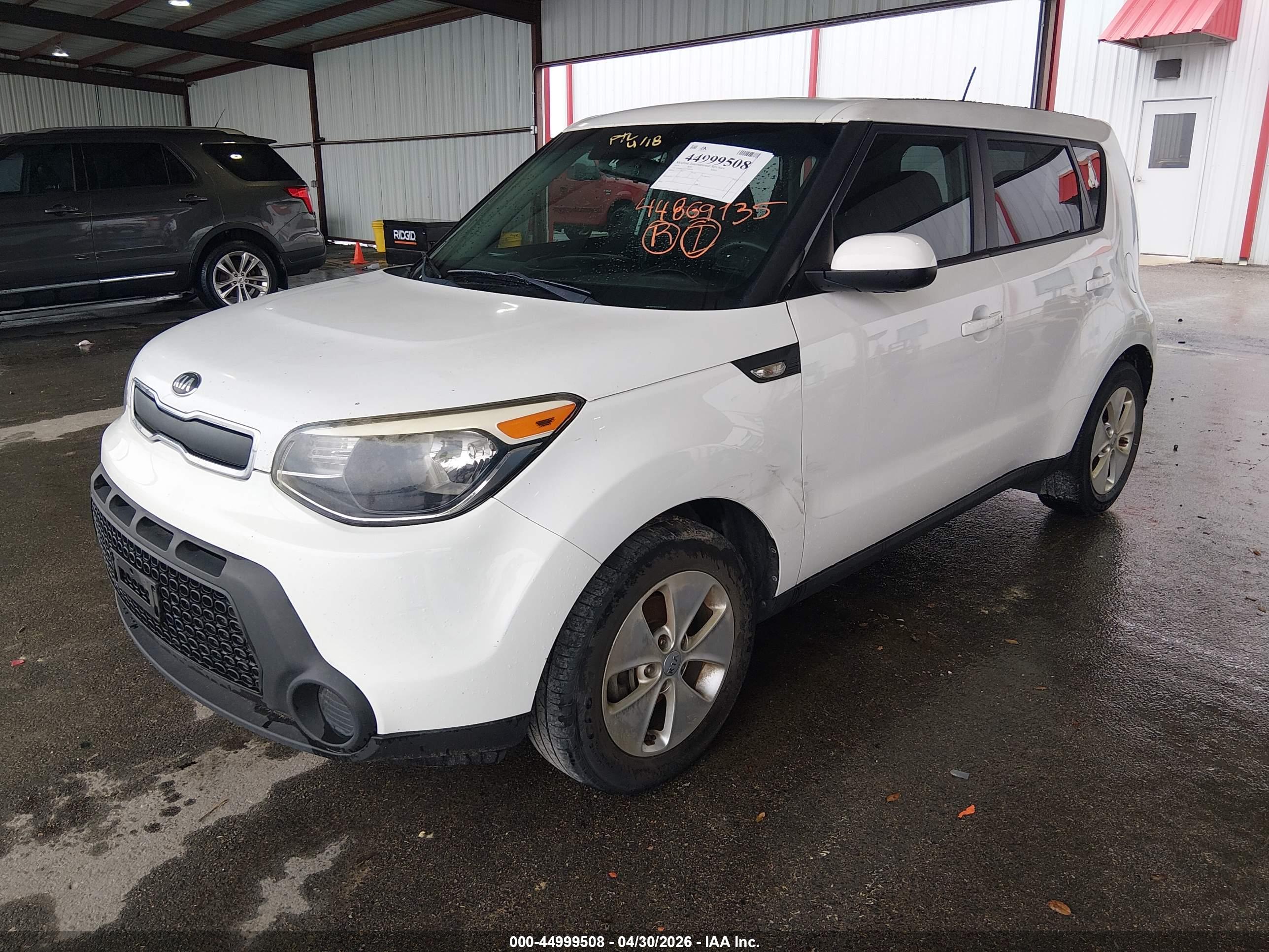 KIA SOUL image 2