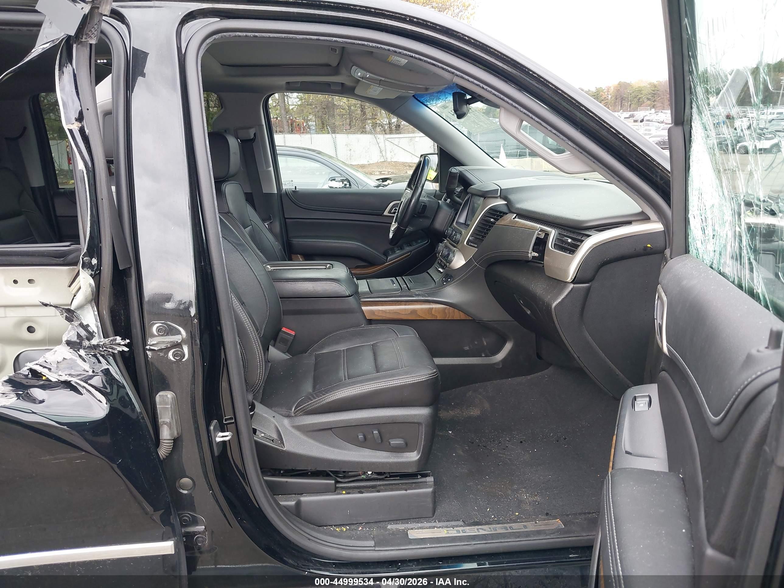 GMC YUKON image 5