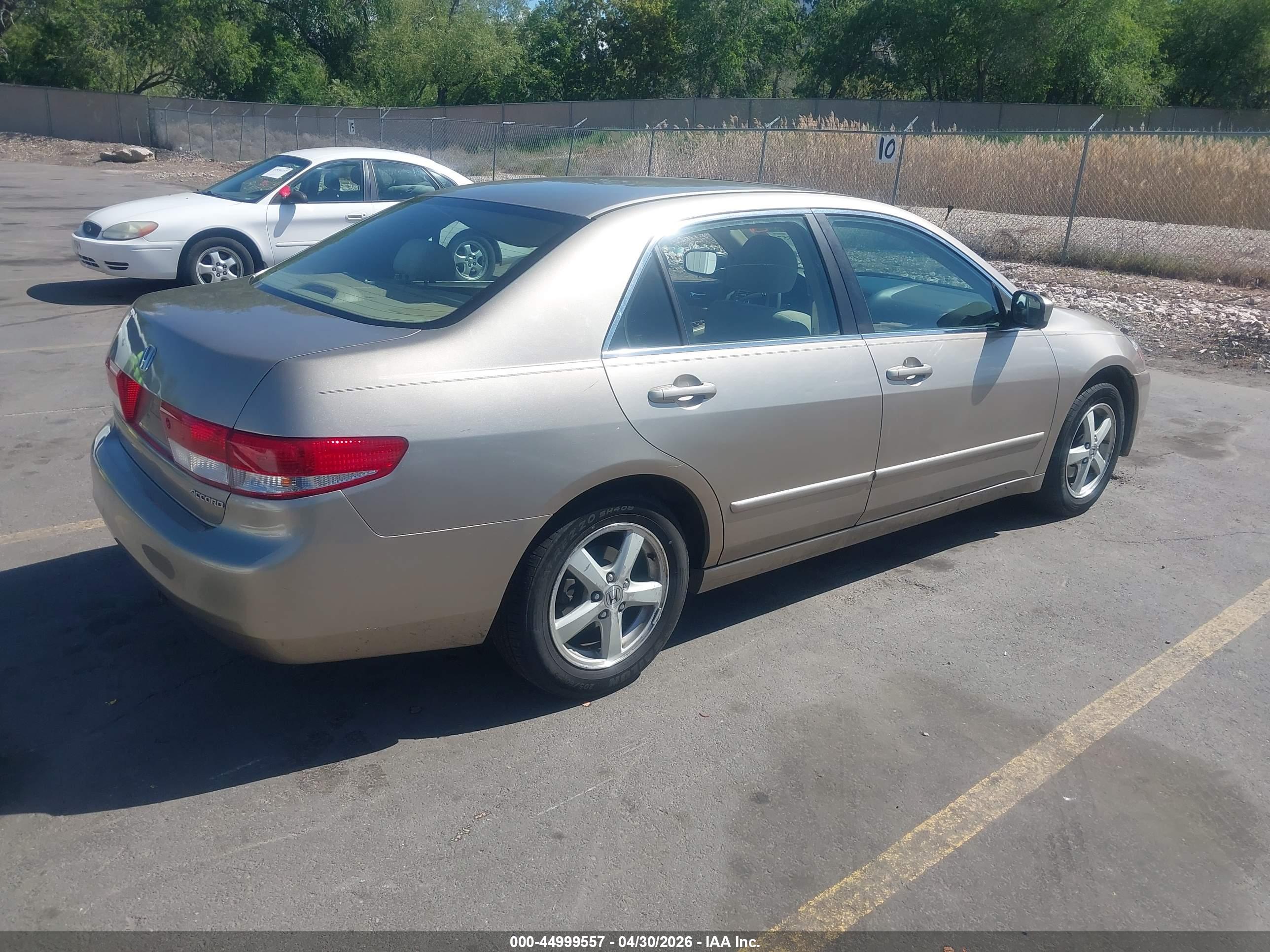 HONDA ACCORD image 4