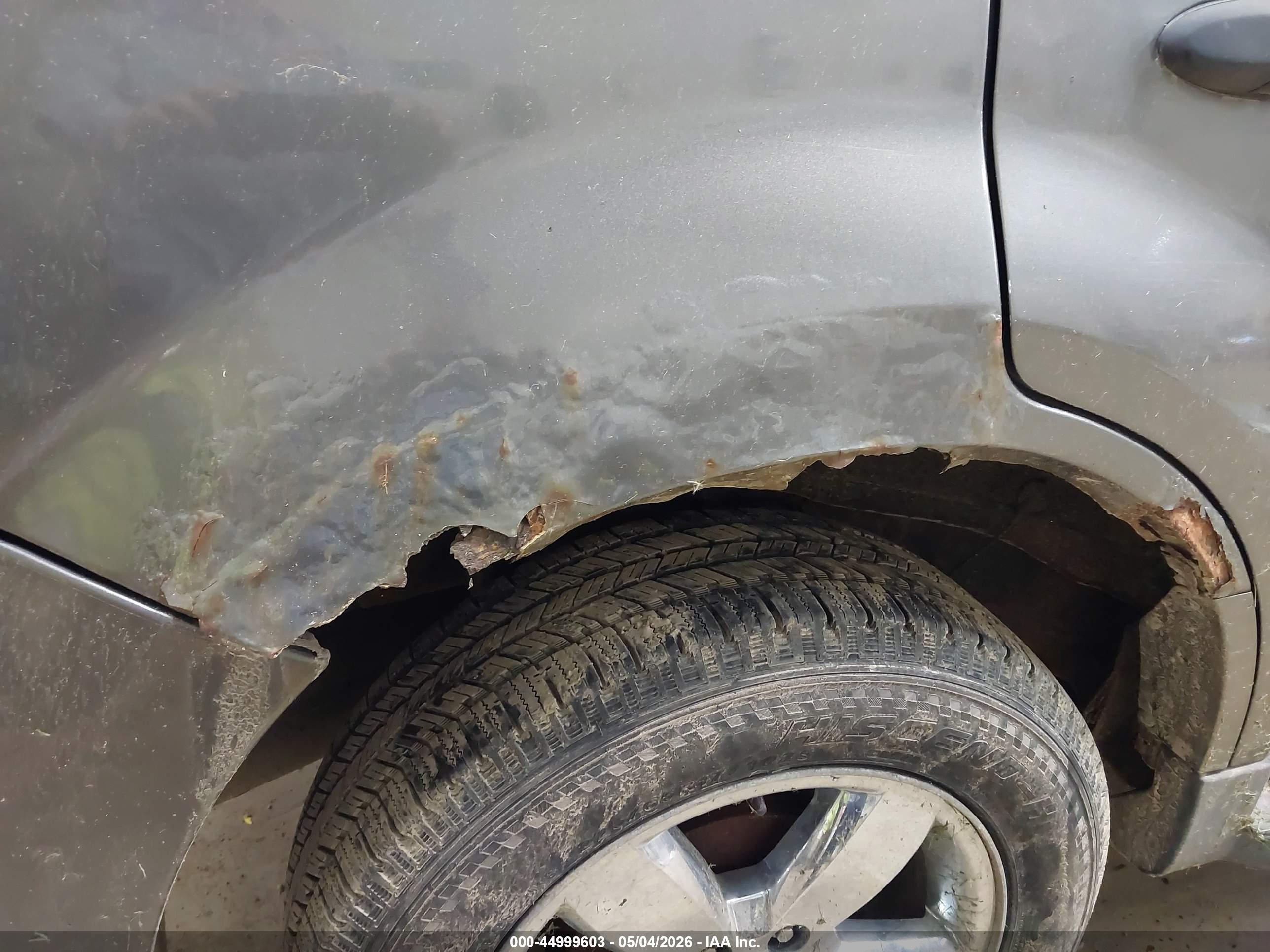 FORD ESCAPE image 6