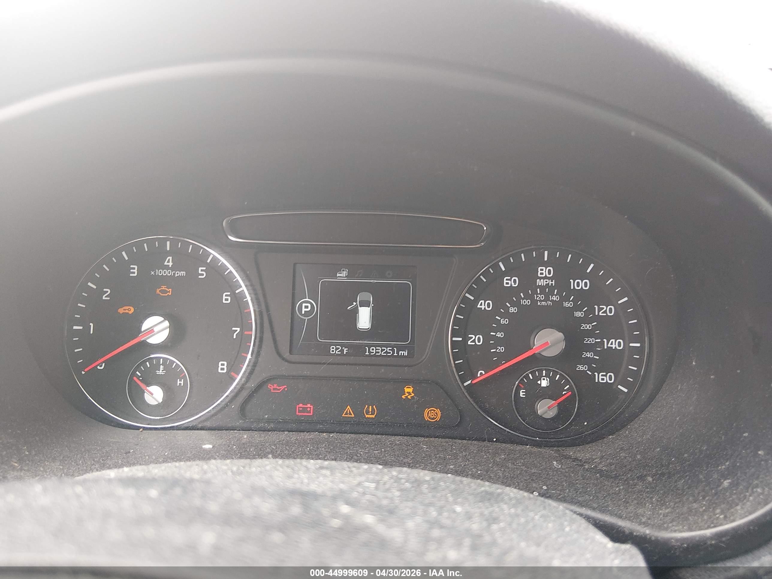 KIA SORENTO image 7
