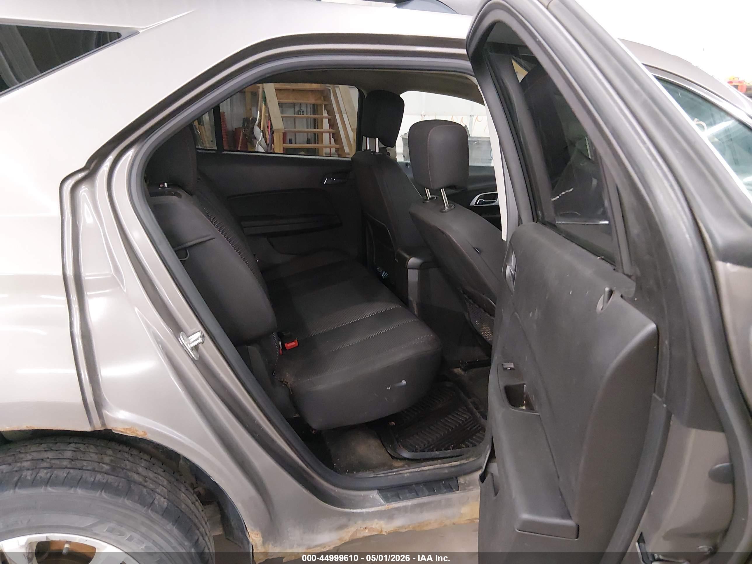 CHEVROLET EQUINOX image 8