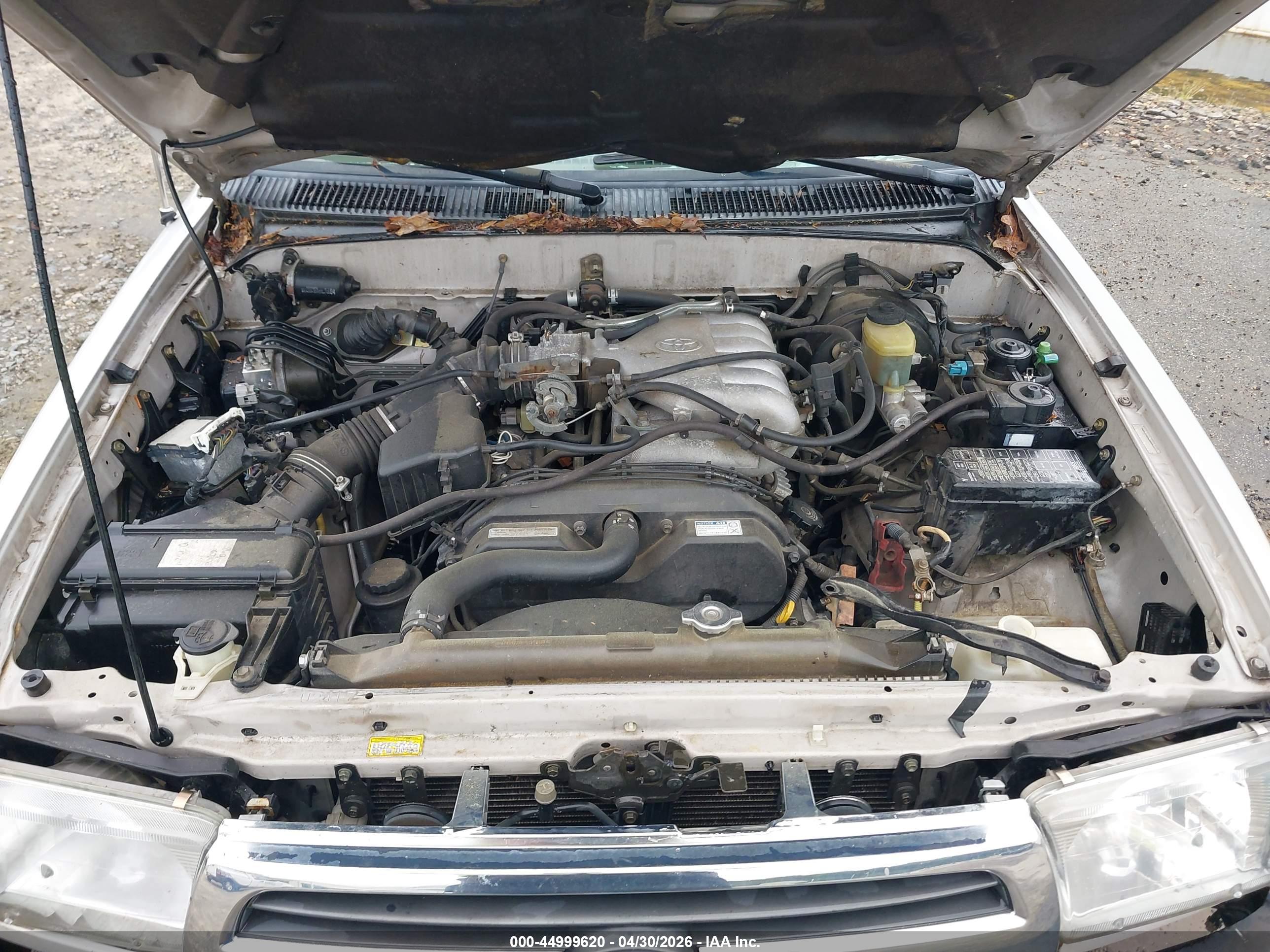 TOYOTA 4RUNNER image 10