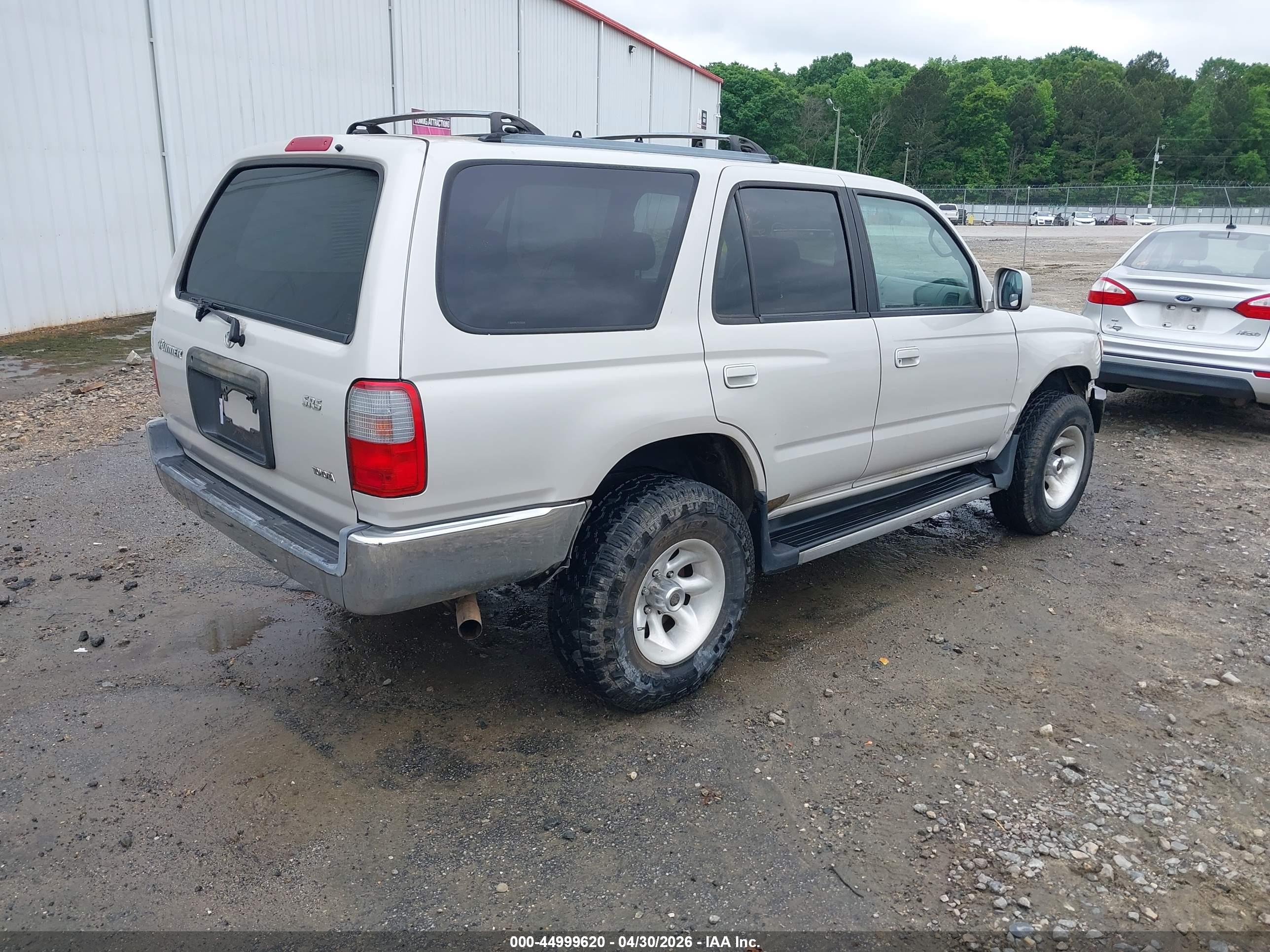 TOYOTA 4RUNNER image 4