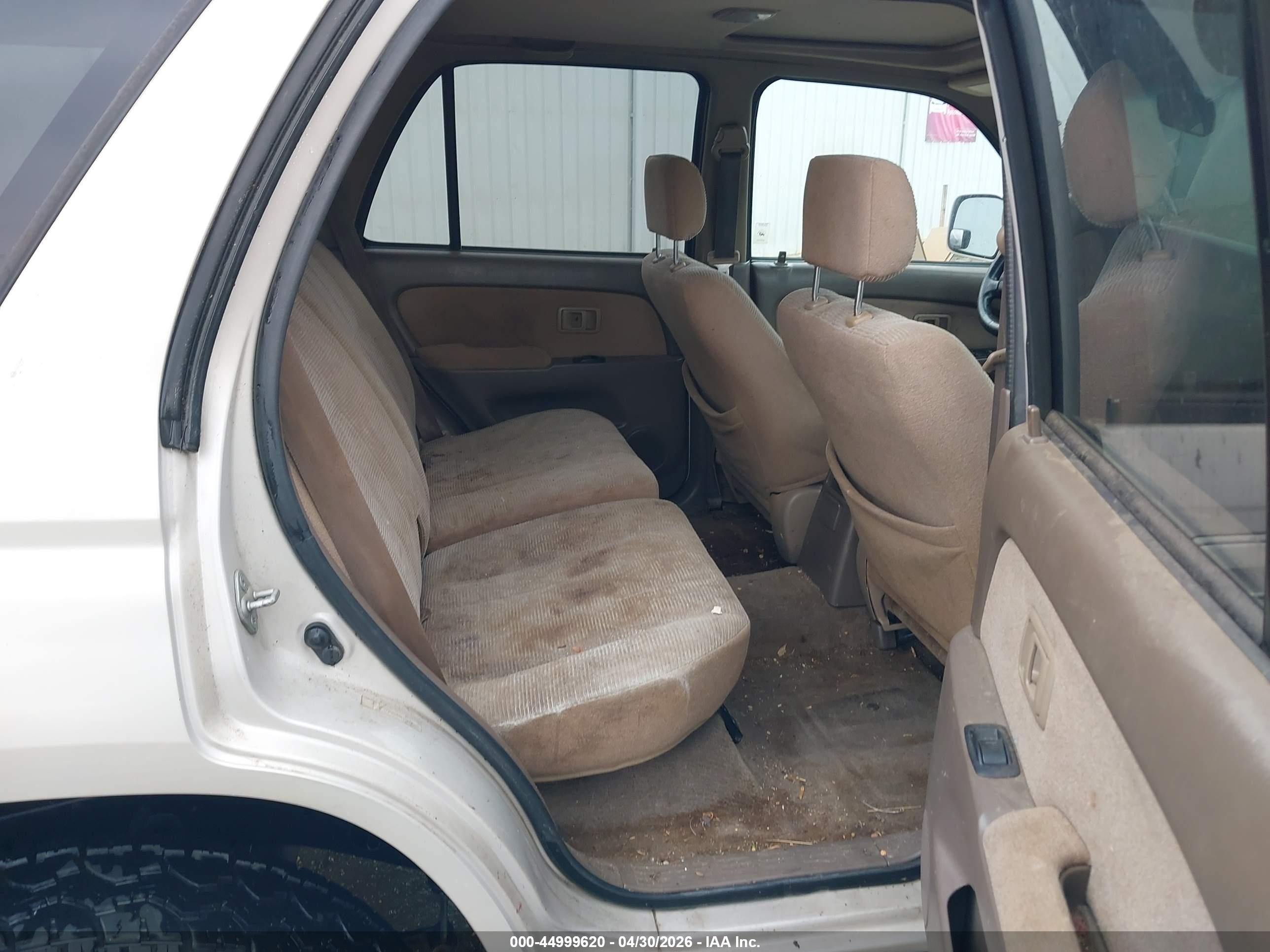 TOYOTA 4RUNNER image 8