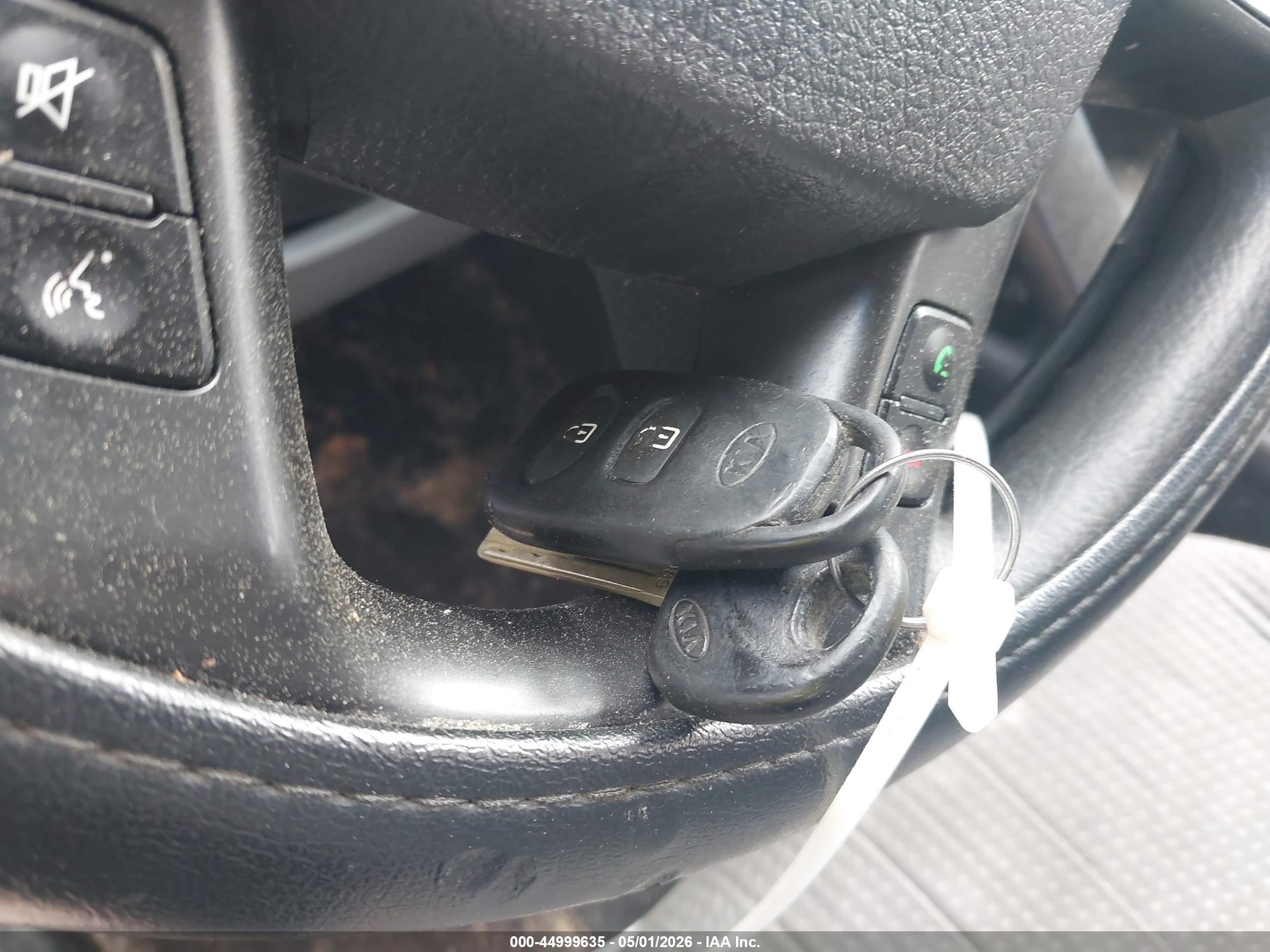 KIA SORENTO image 11