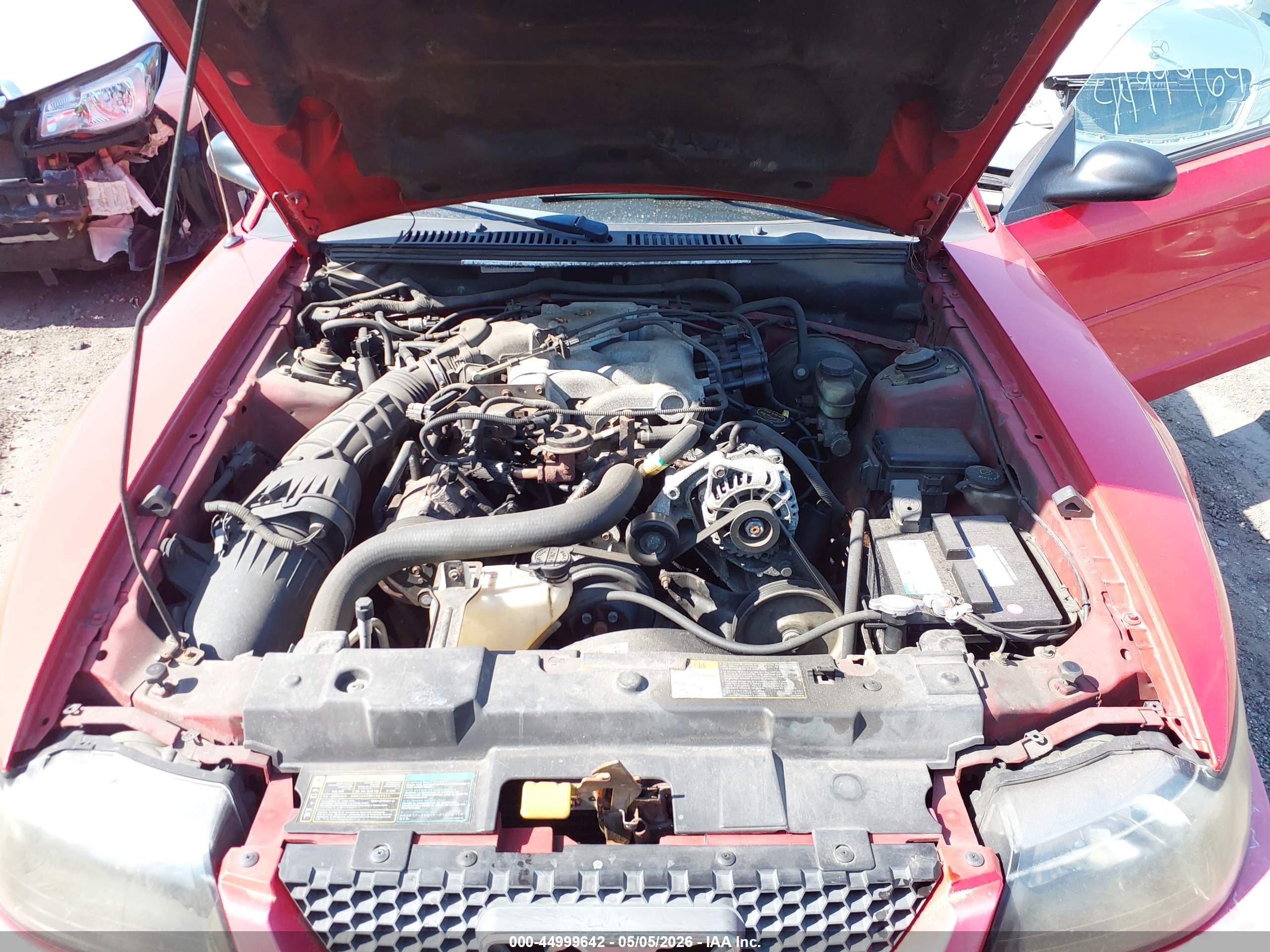 FORD MUSTANG image 10