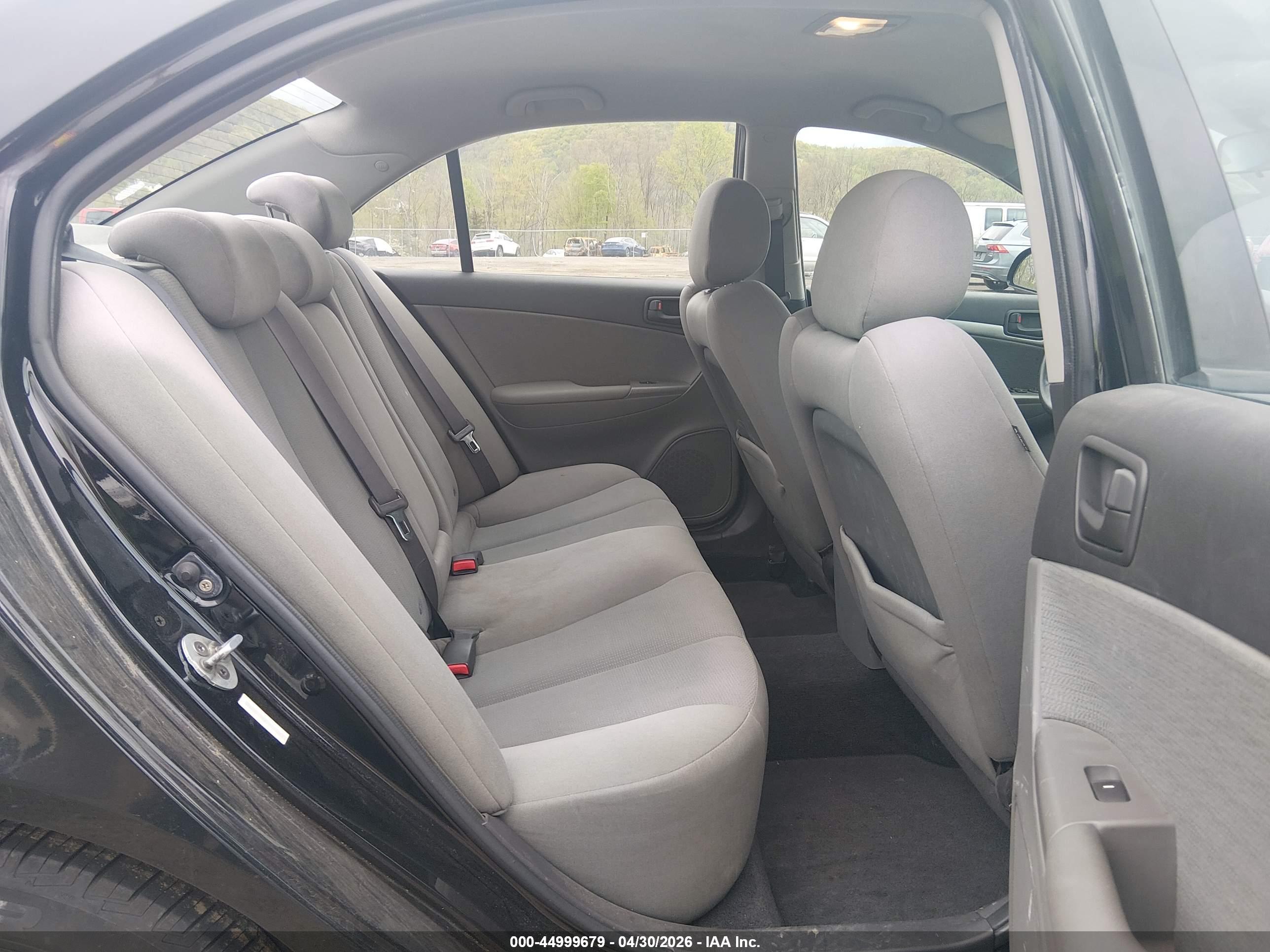 HYUNDAI SONATA image 8