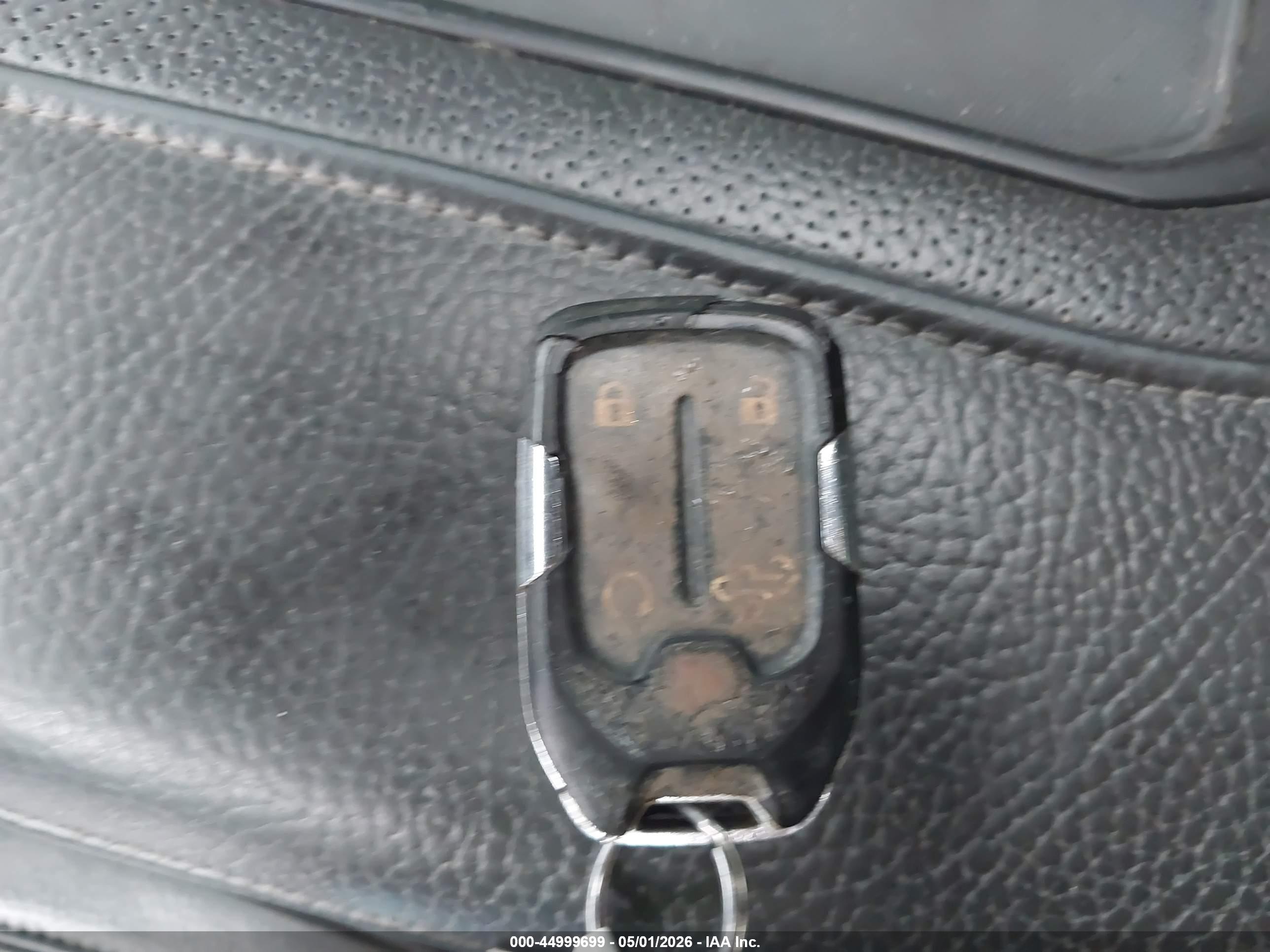 GMC SIERRA image 11