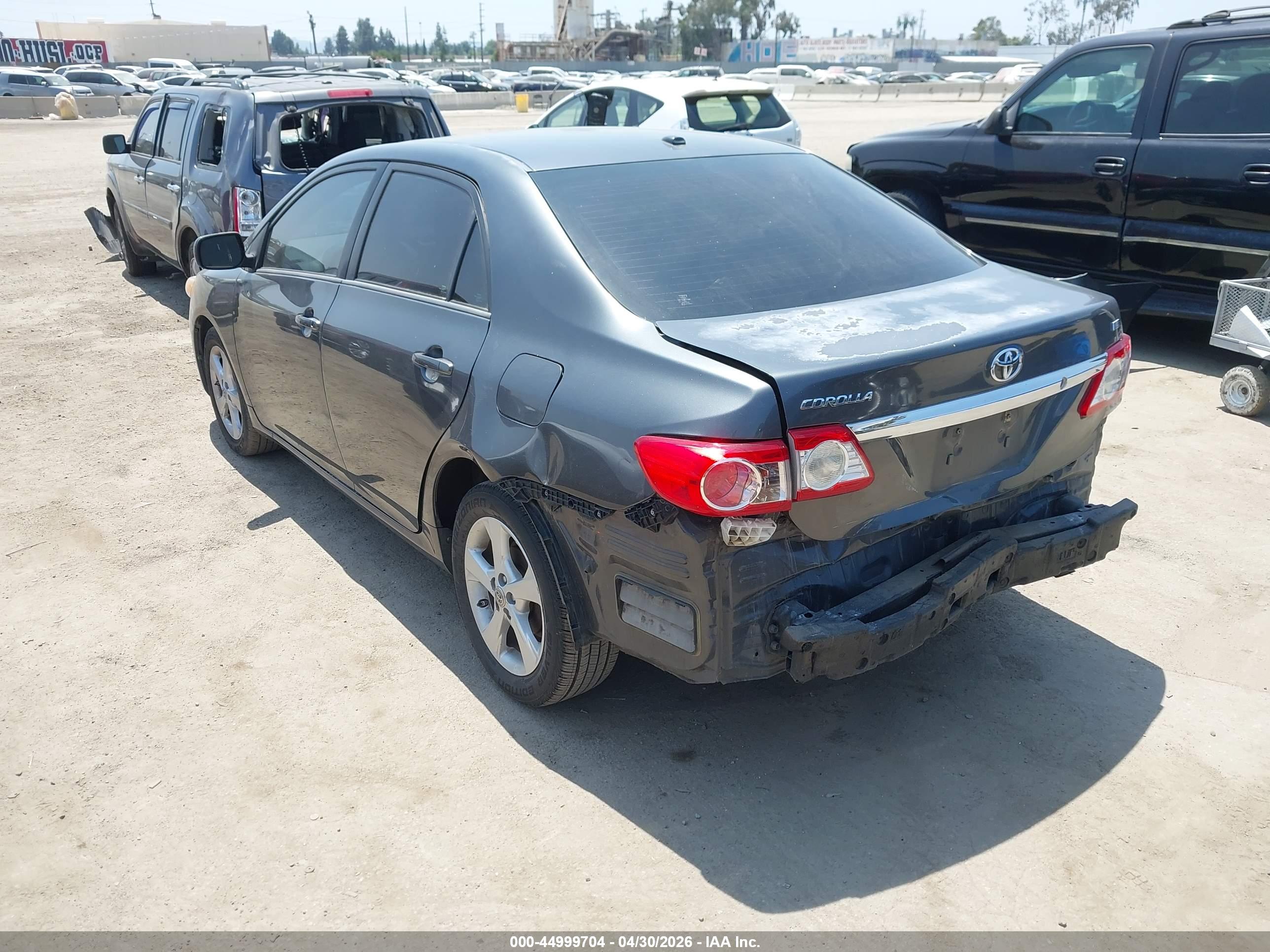 TOYOTA COROLLA image 3
