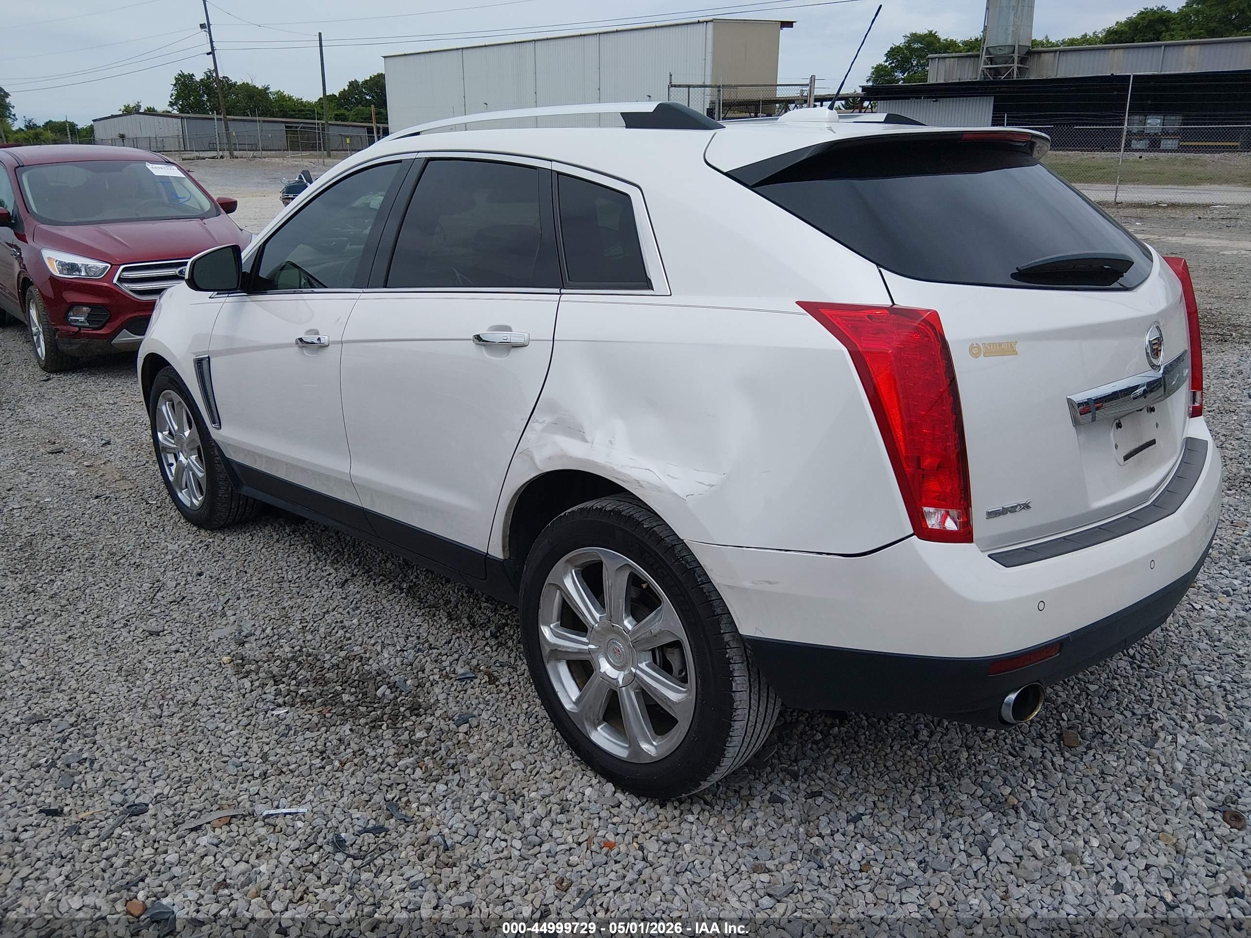 CADILLAC SRX image 3