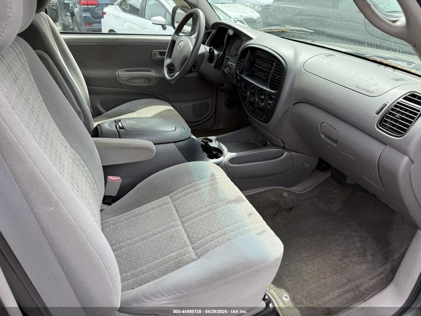 TOYOTA TUNDRA image 5