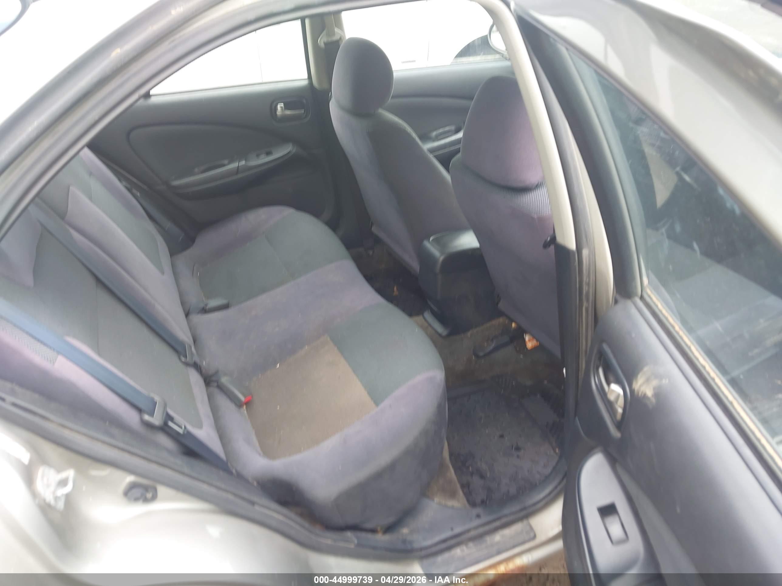 NISSAN SENTRA image 8