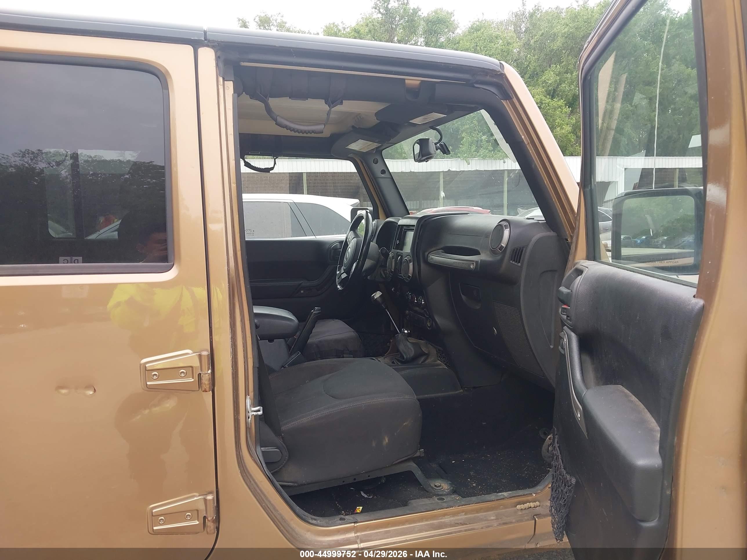 JEEP WRANGLER image 5