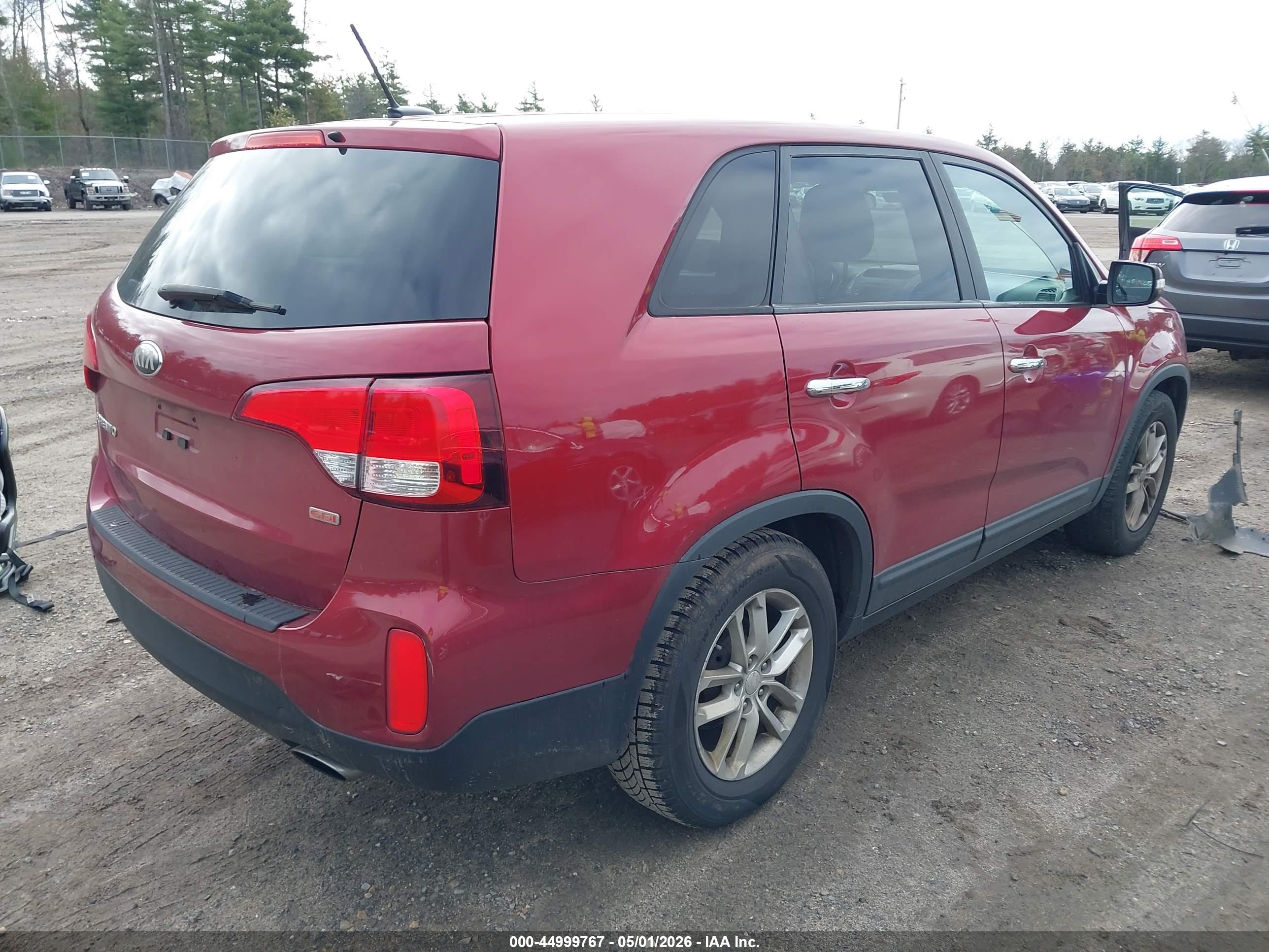 KIA SORENTO image 4