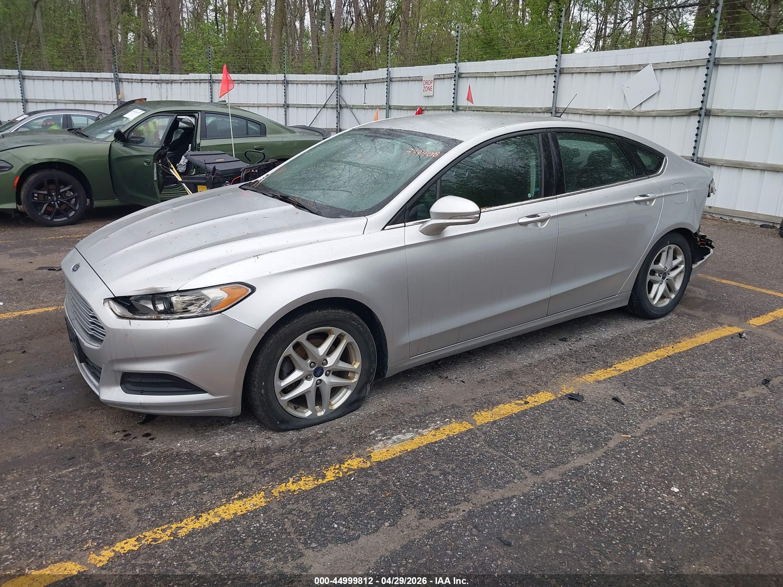 FORD FUSION image 2