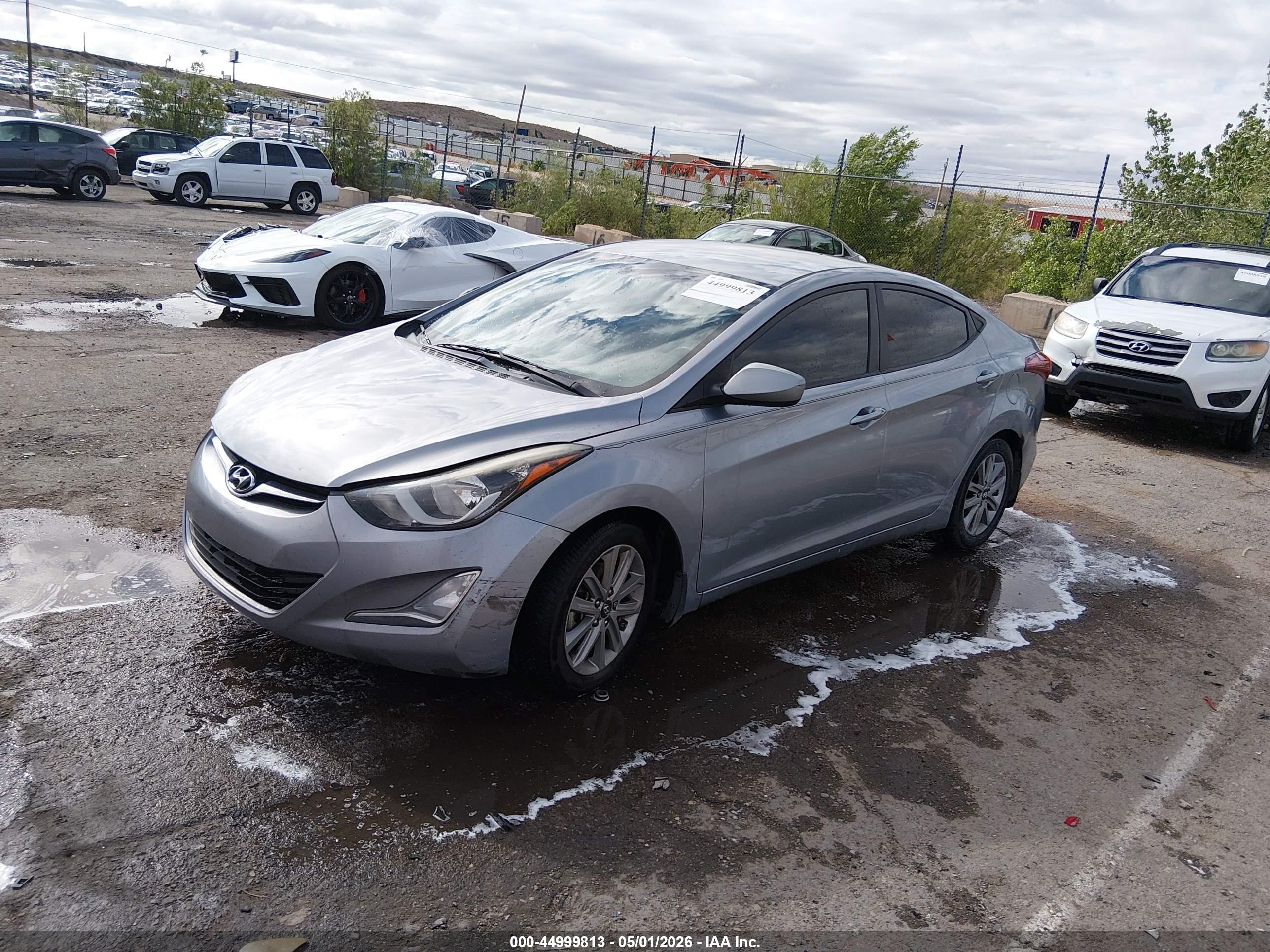 HYUNDAI ELANTRA image 2