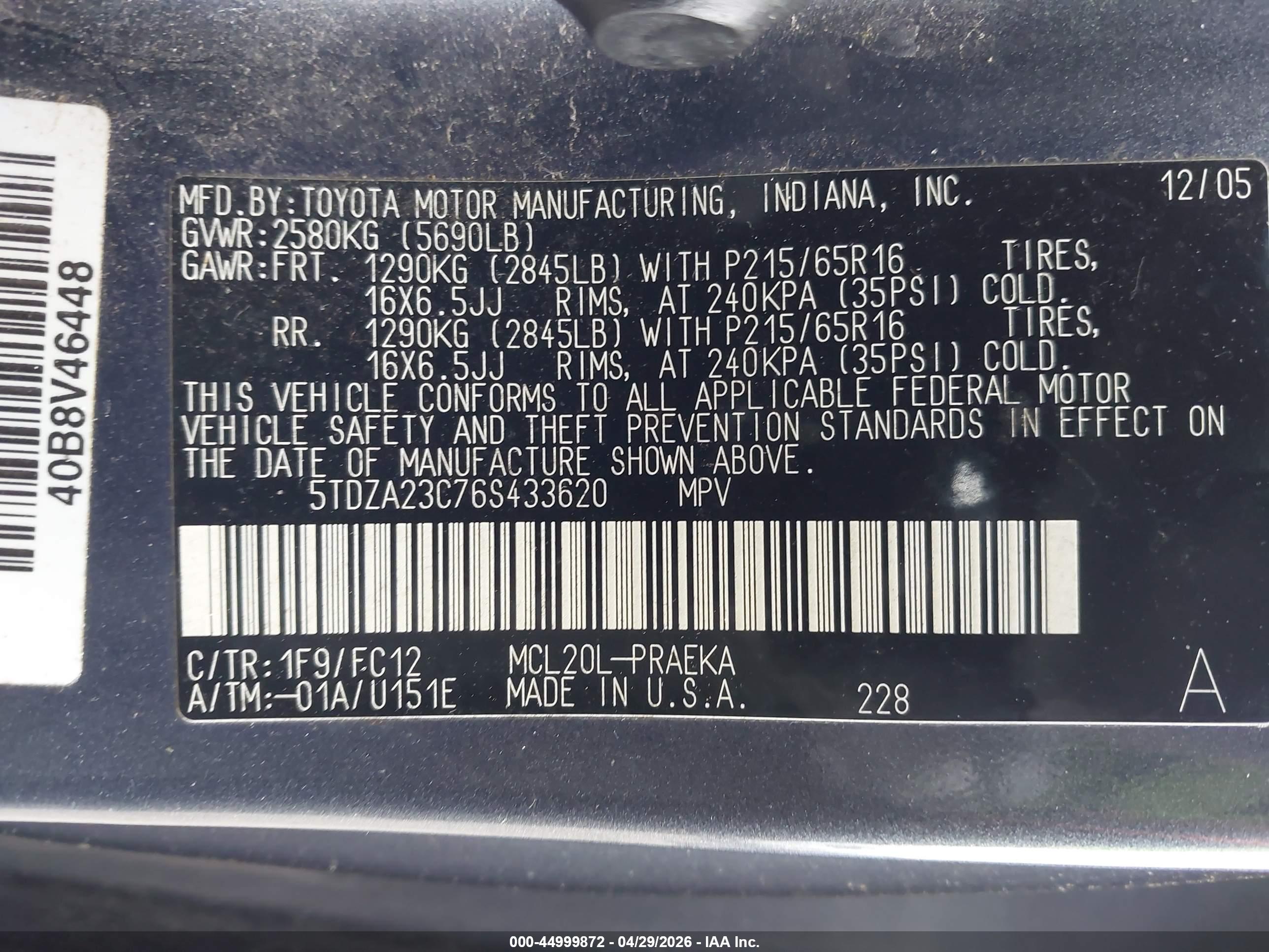 TOYOTA SIENNA image 9