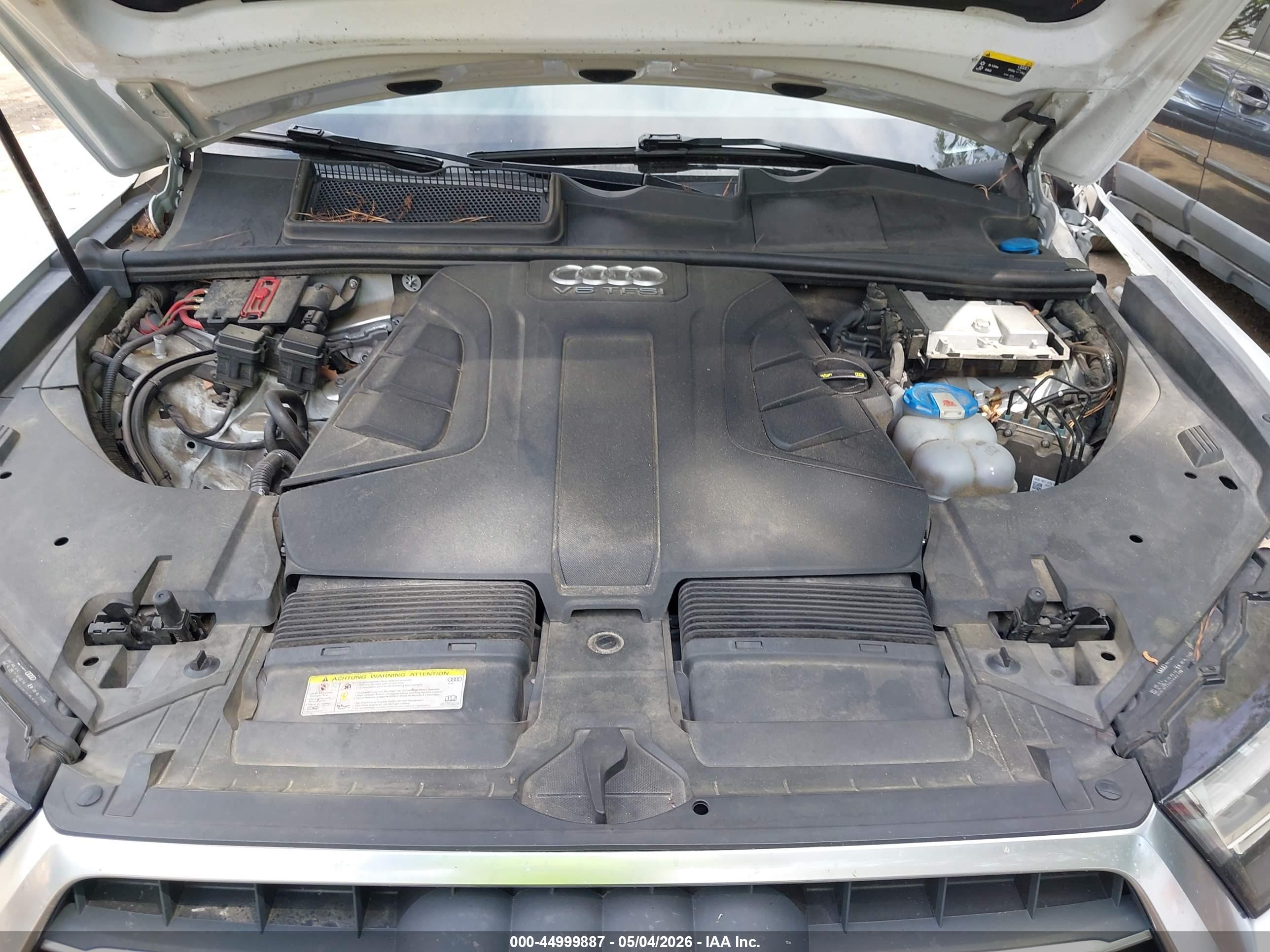 AUDI Q7 image 10