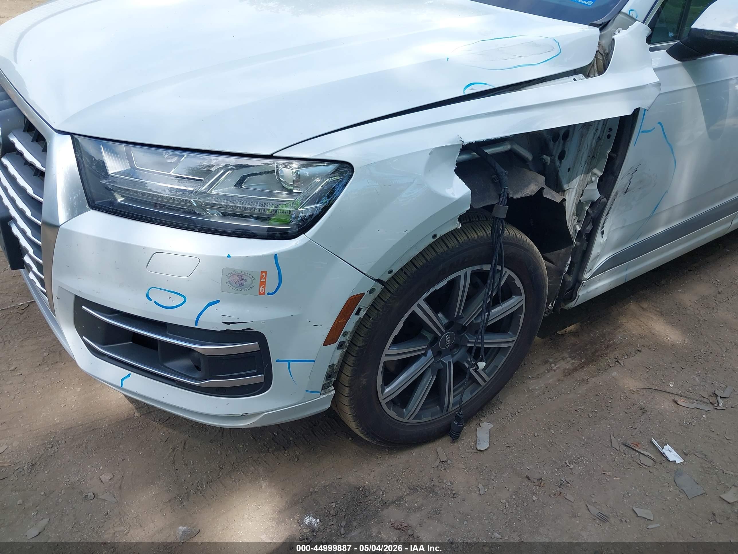AUDI Q7 image 6