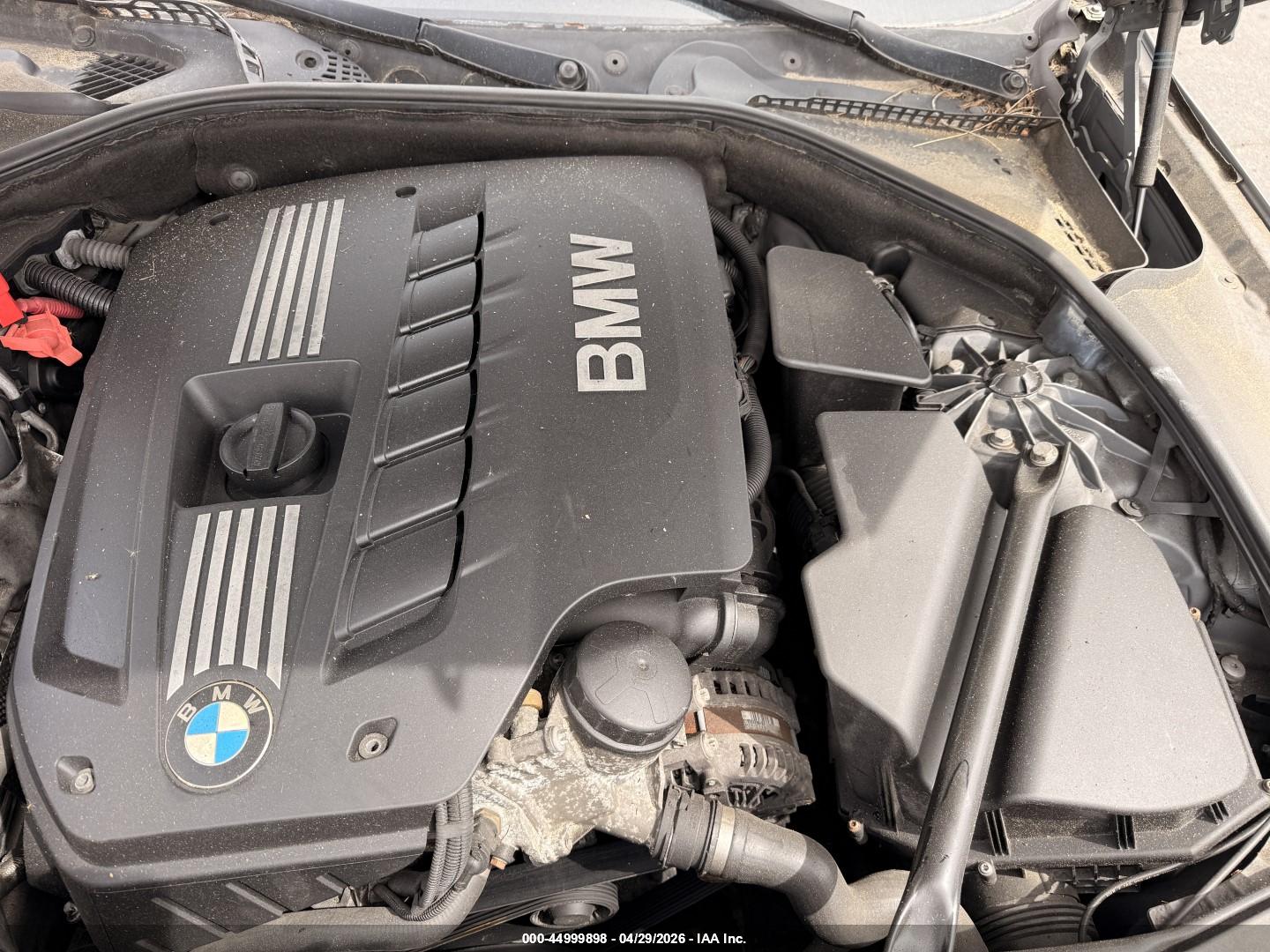 BMW 528I image 10