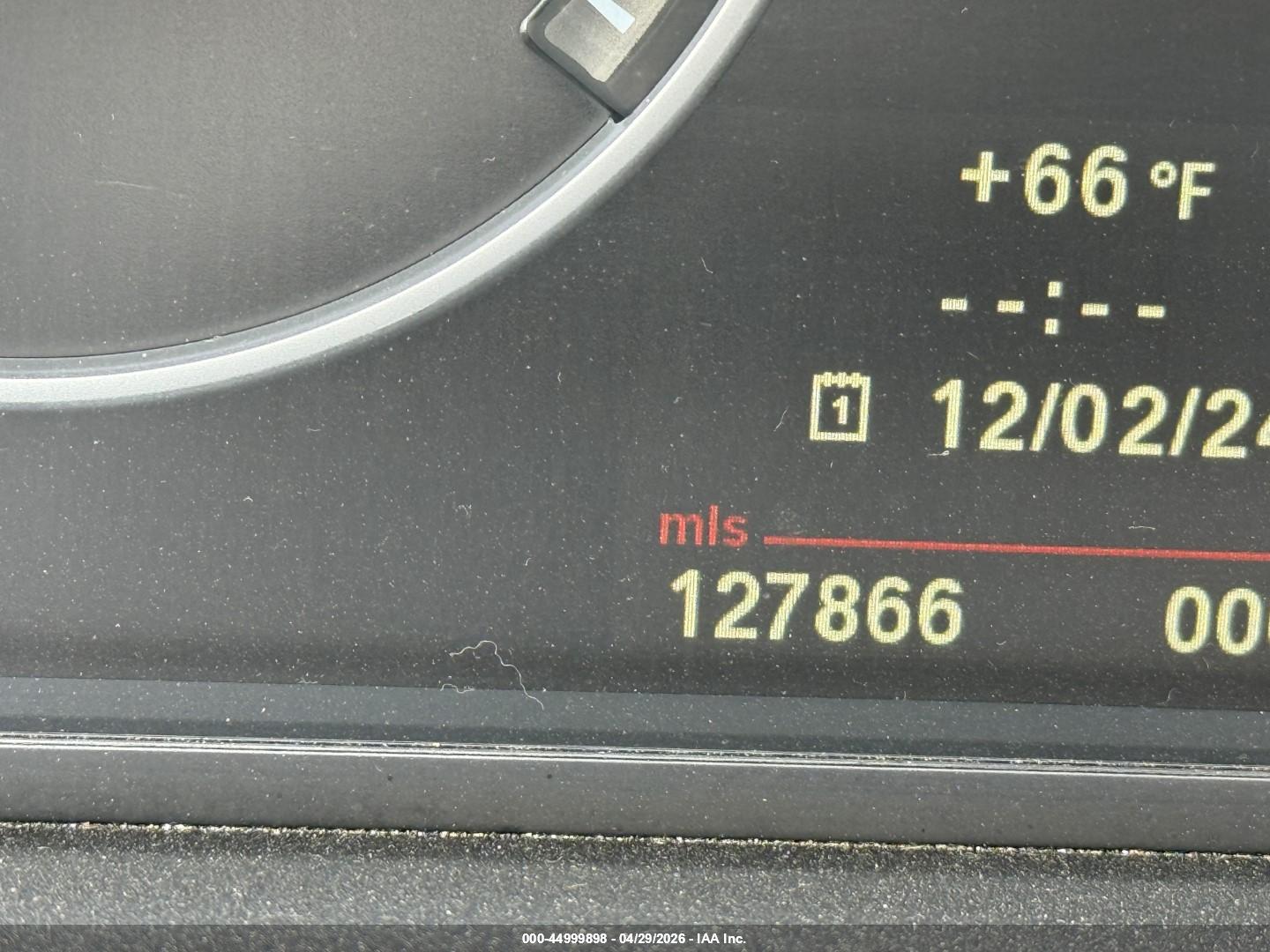 BMW 528I image 7