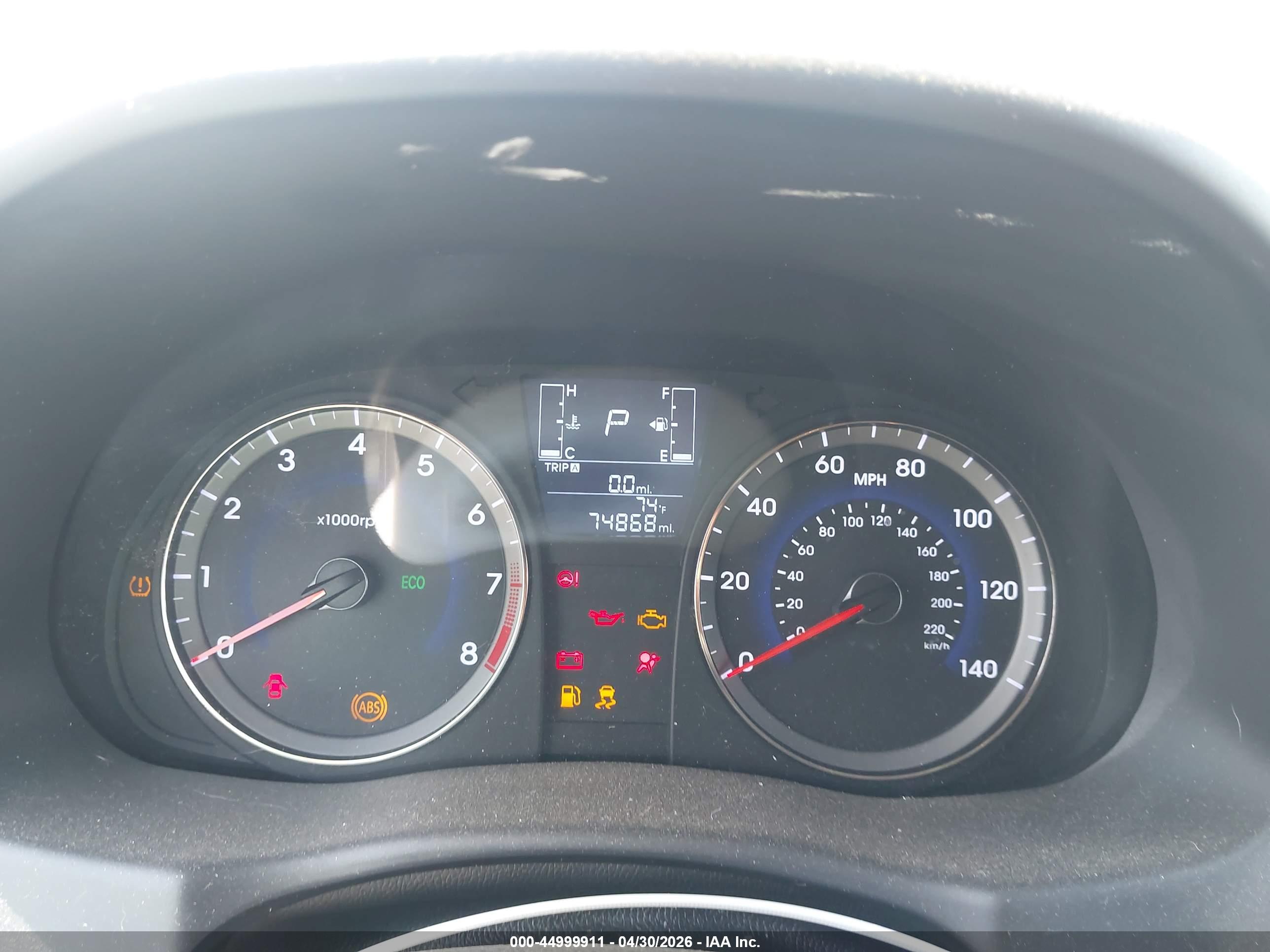 HYUNDAI ACCENT image 7