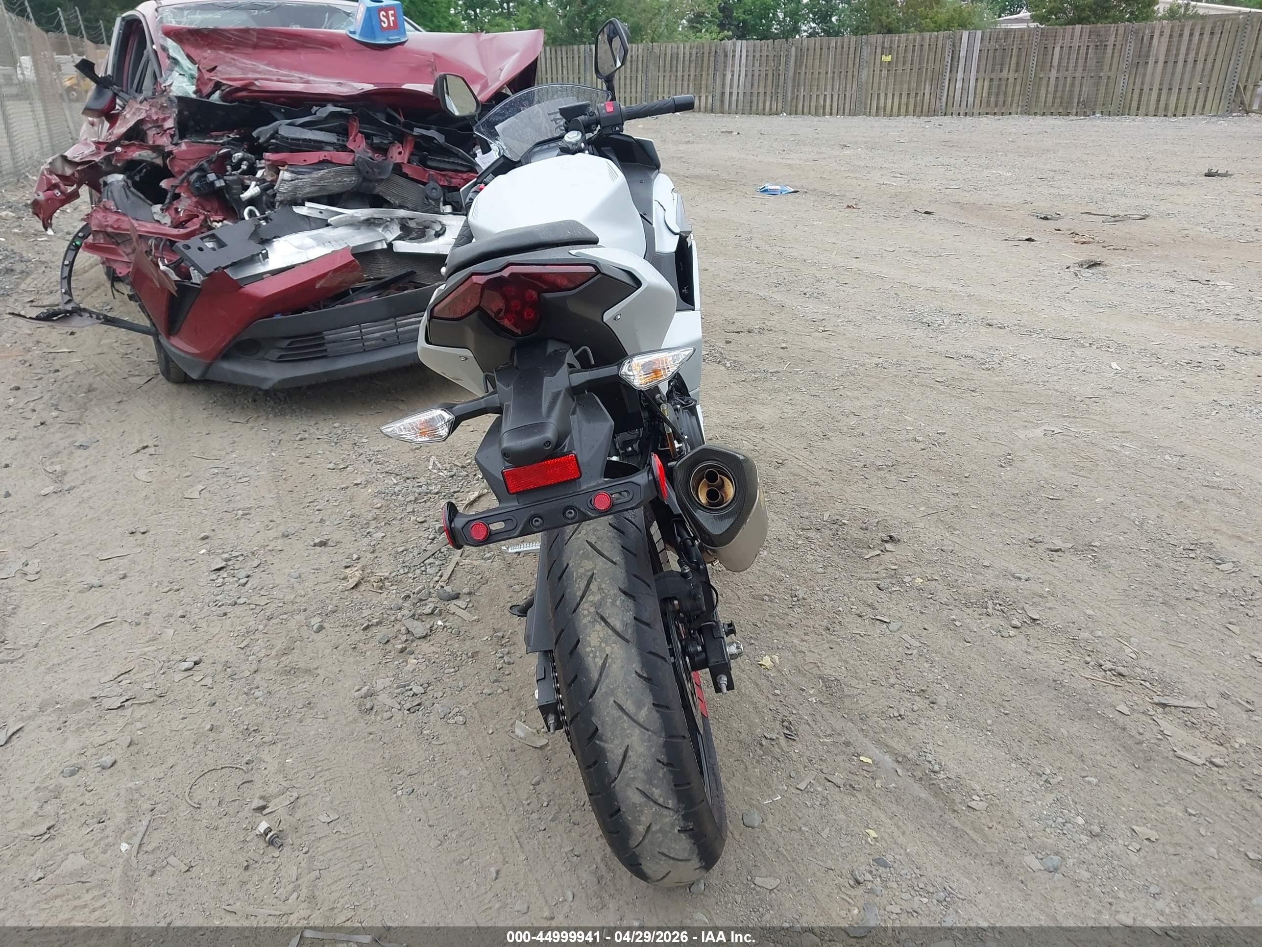 KAWASAKI EX500 image 6