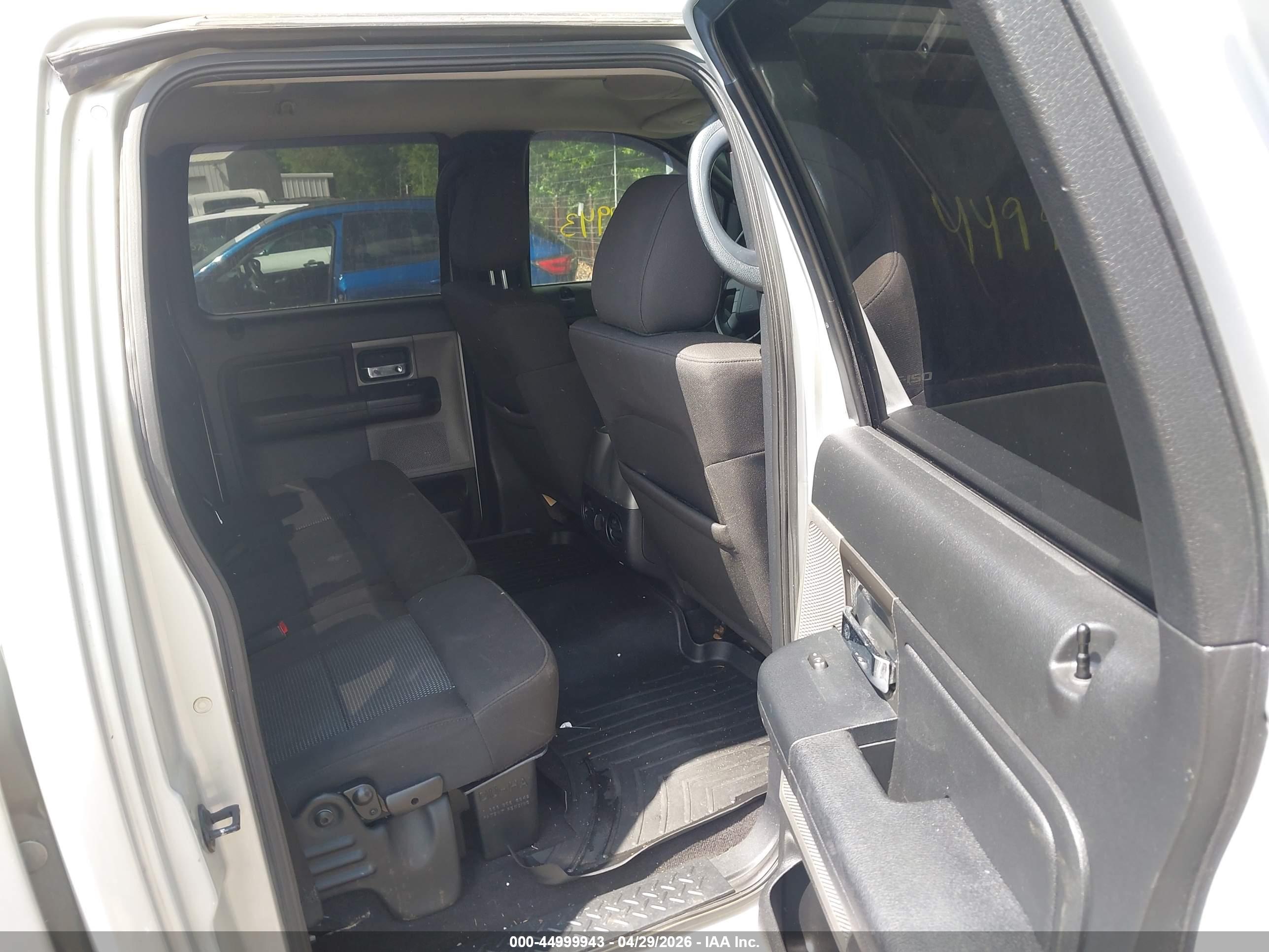 FORD F-150 image 8