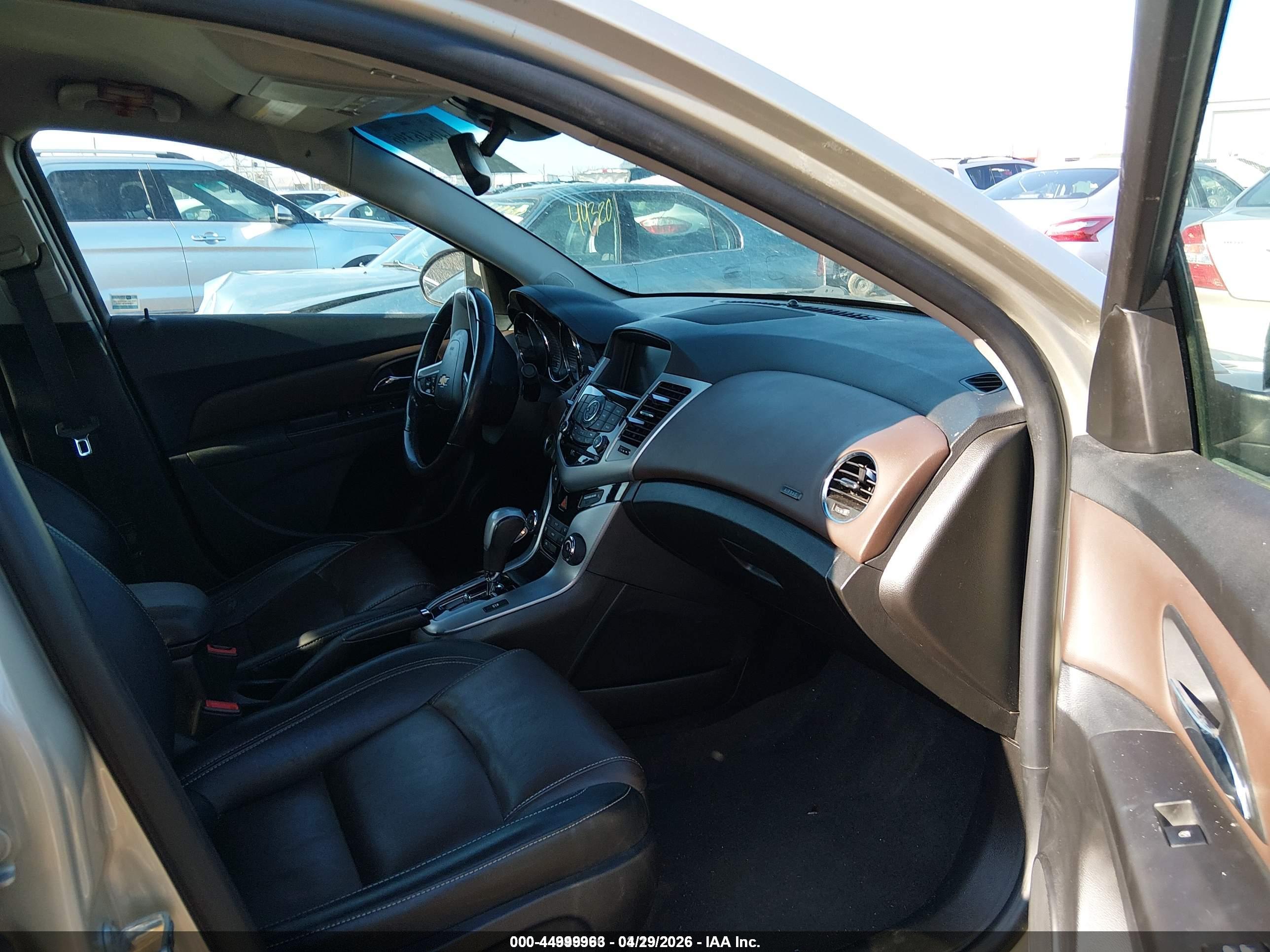CHEVROLET CRUZE image 5