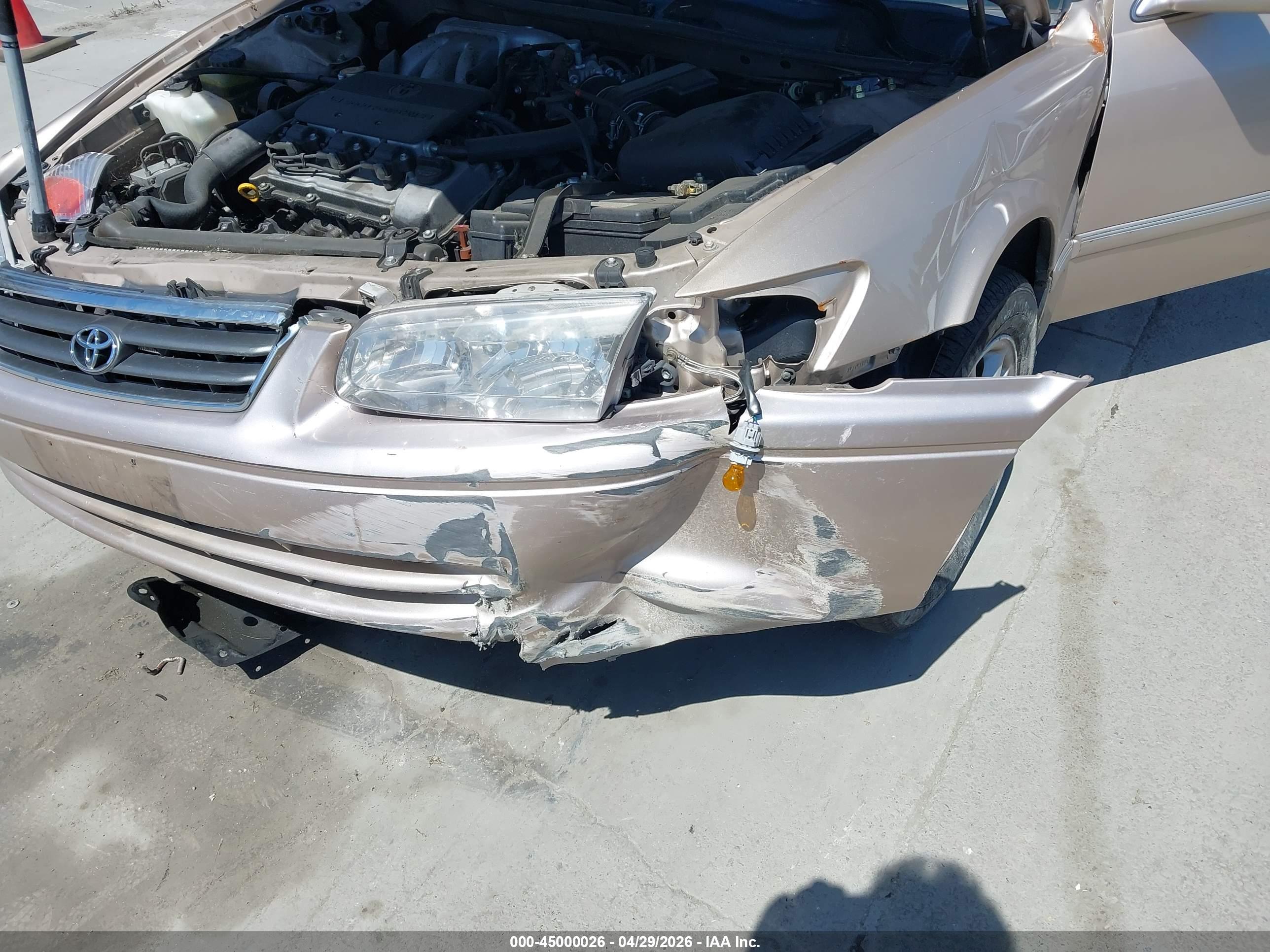 TOYOTA CAMRY image 6