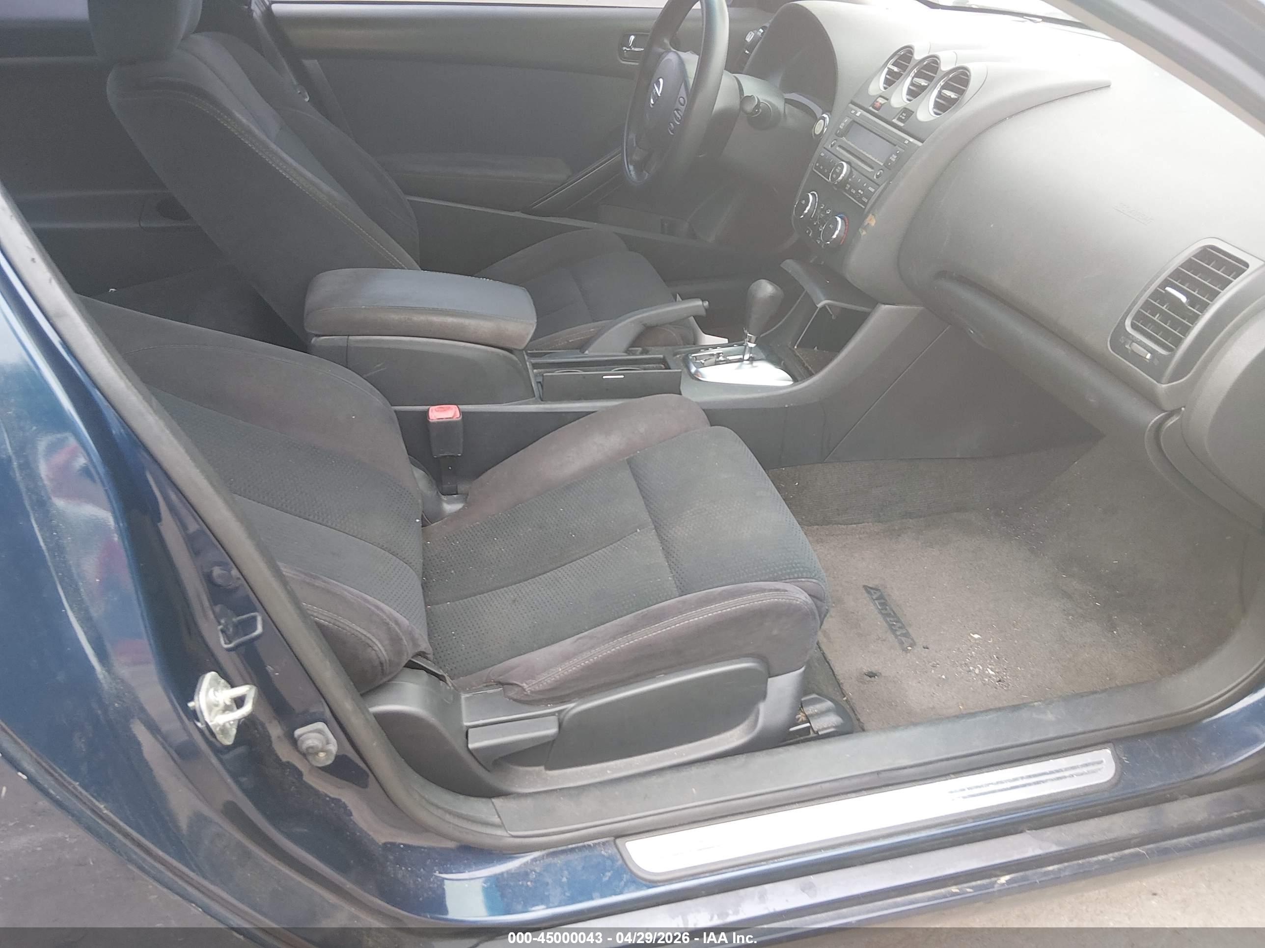 NISSAN ALTIMA image 5